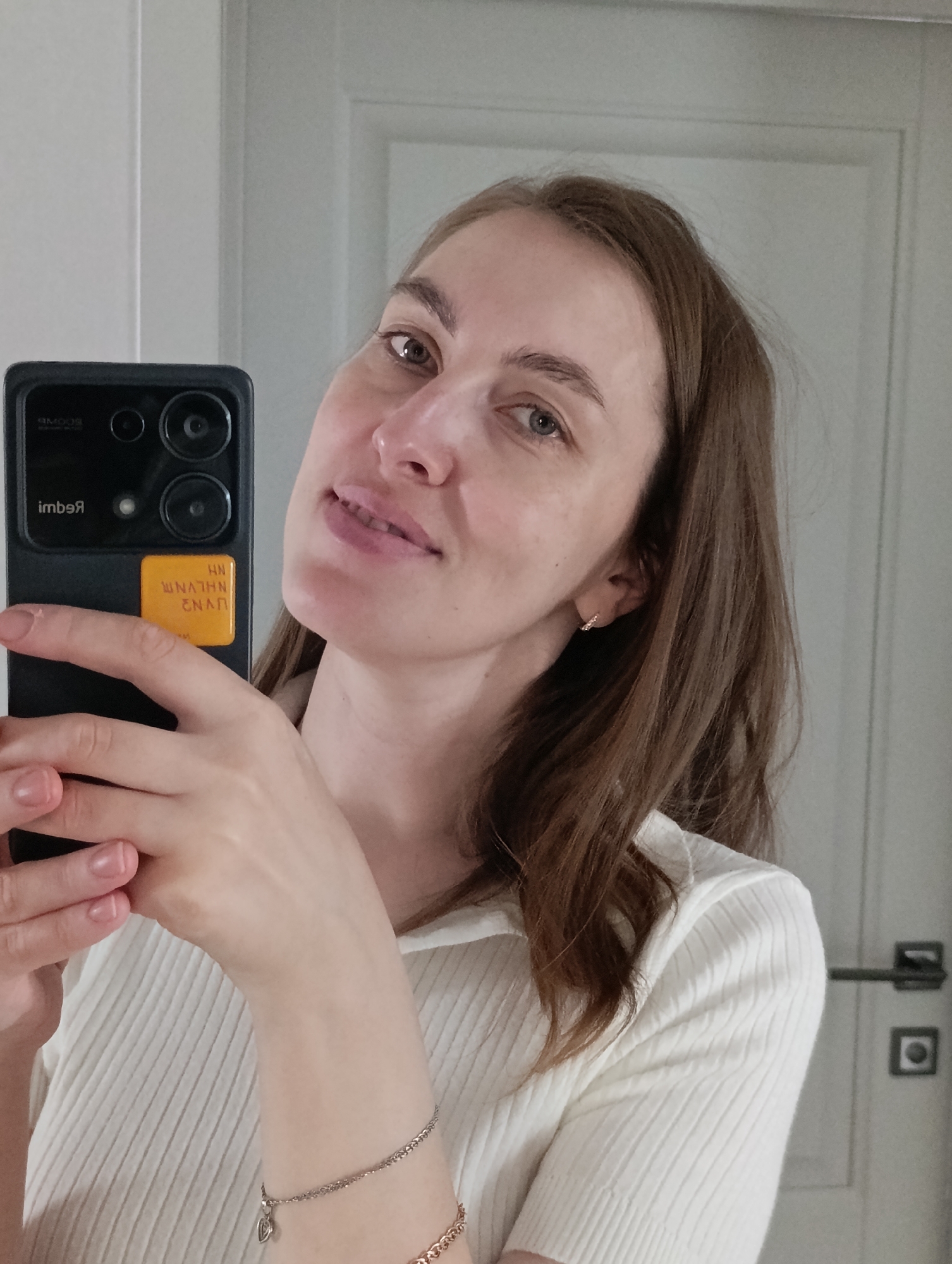Woman documents morning activities across Chaikovsky, Russia in selfie session