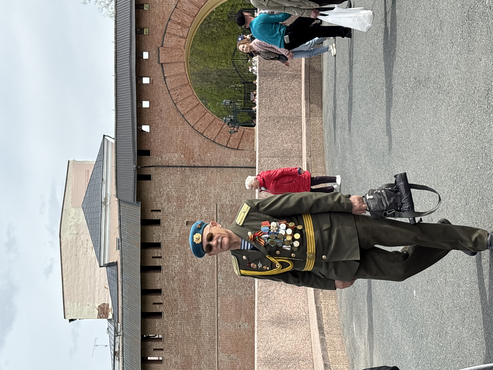 Tourist activities and street life documented in Veliky Novgorod