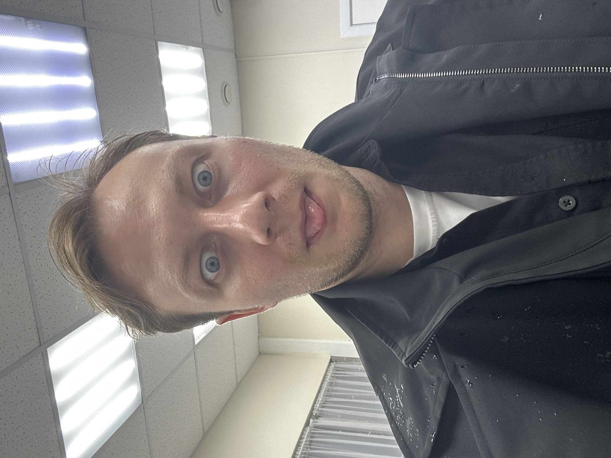 Man takes playful selfies in Sochi, Russia