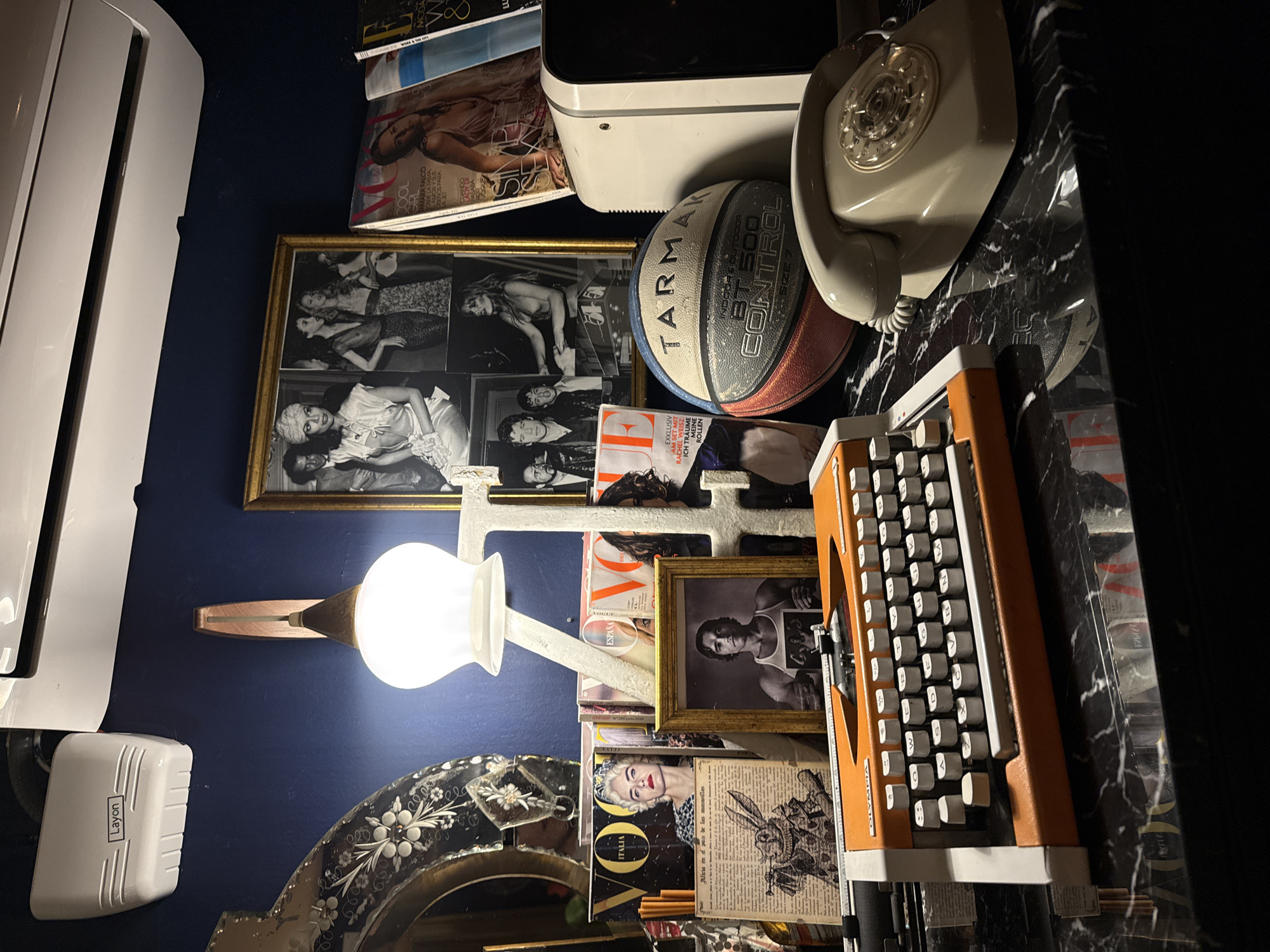 Alice-themed restaurant interior documented in Barcelona