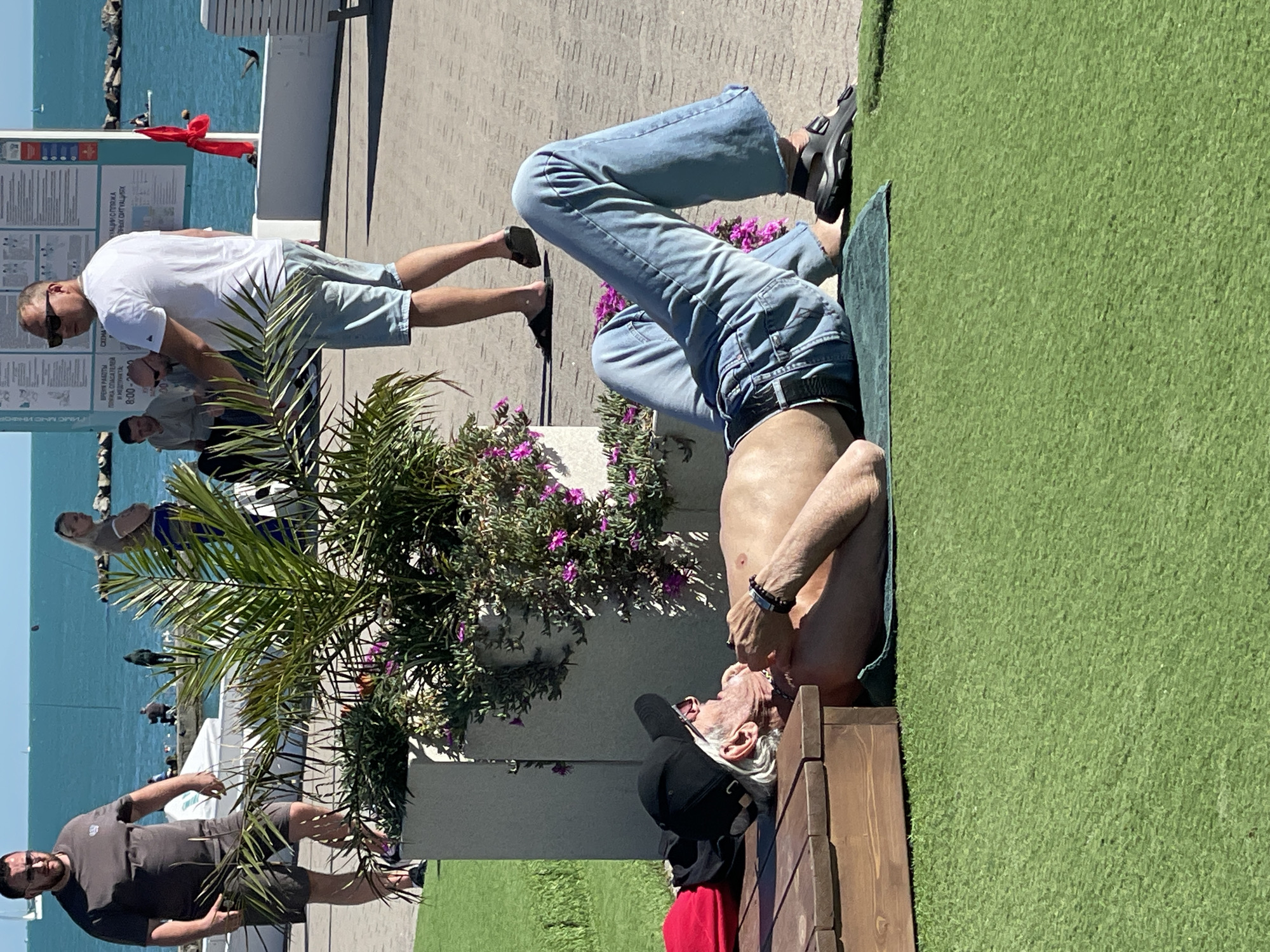 Sunny afternoon leisure activities documented across Sochi waterfront attractions