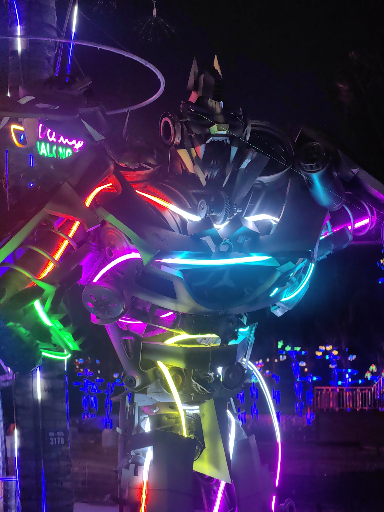 LED-lit robot sculpture draws attention in Vietnam entertainment district