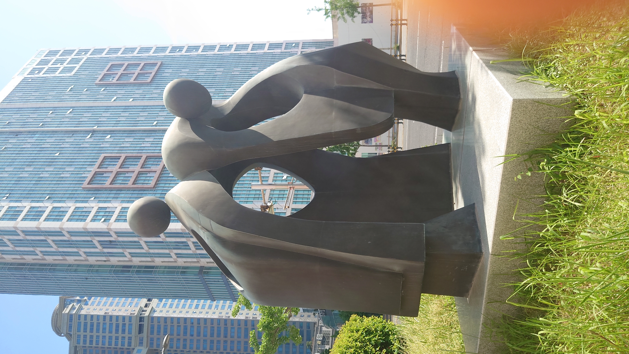 Urban scenes documented in Ulsan including sculpture, Ferris wheel