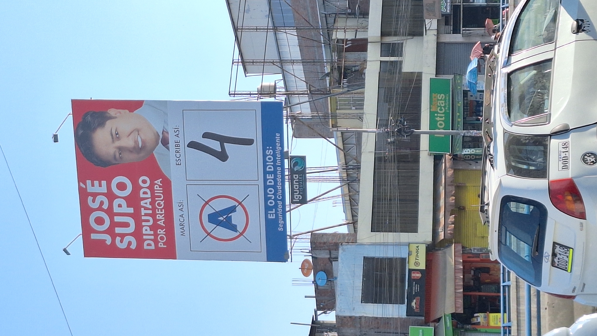 Campaign billboard spotted in José Luis Bustamante y Rivero