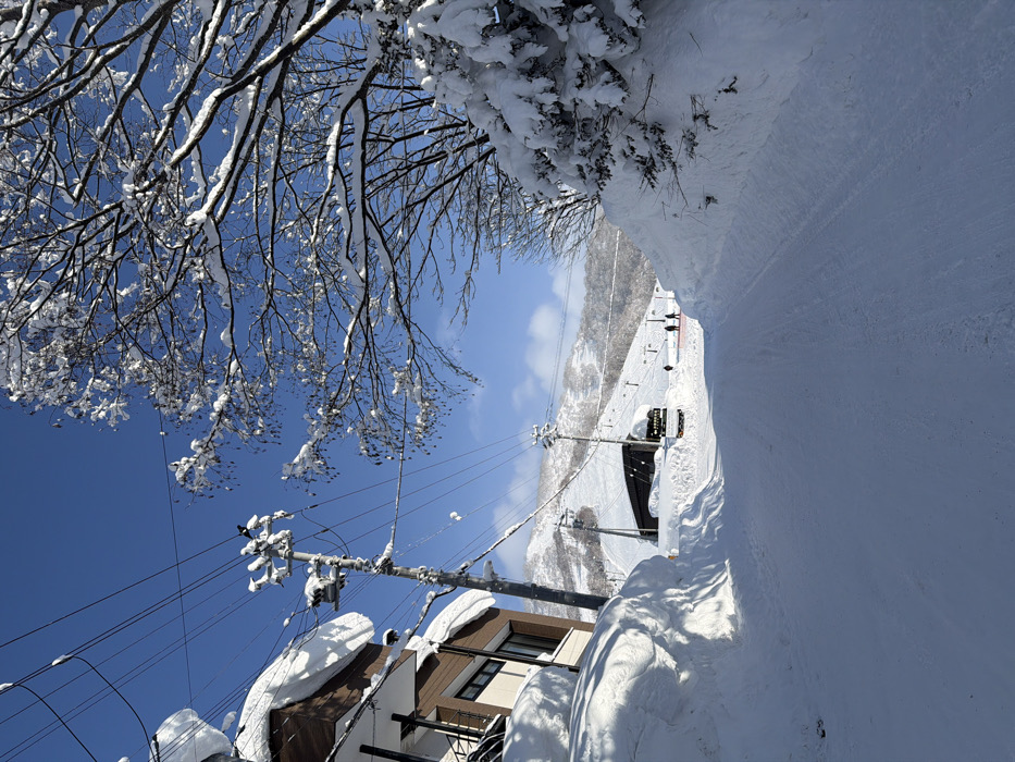 Clear winter day captured in Niseko ski resort