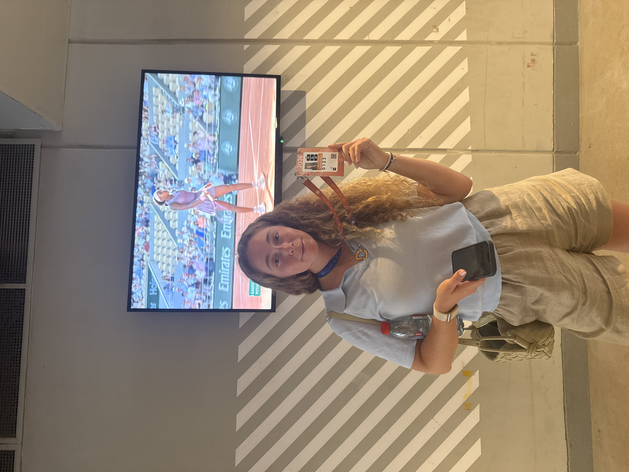 Woman with Roland Garros ticket spotted at French Open complex