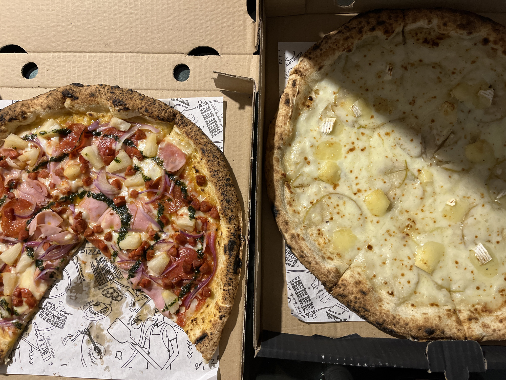 Two pizzas documented in Mexican town early morning
