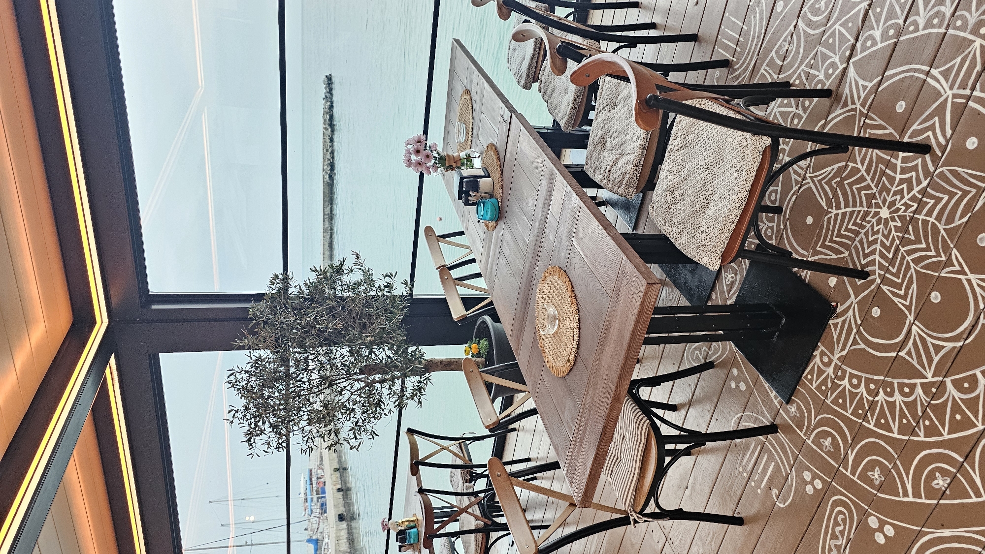 Coastal dining and walkways documented in Balchik, Bulgaria