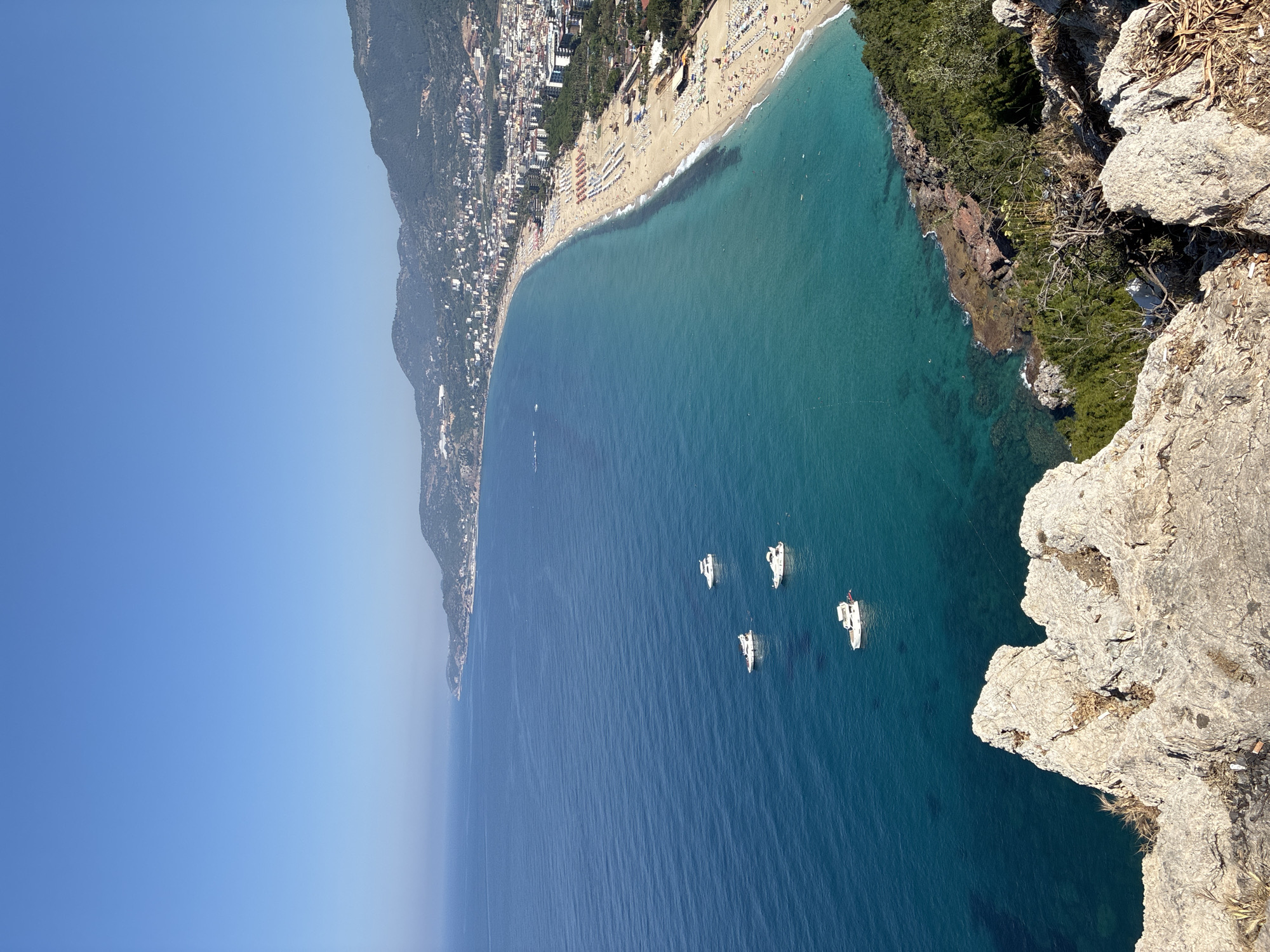 Morning photography session captures Alanya's coastal scenery and wildlife