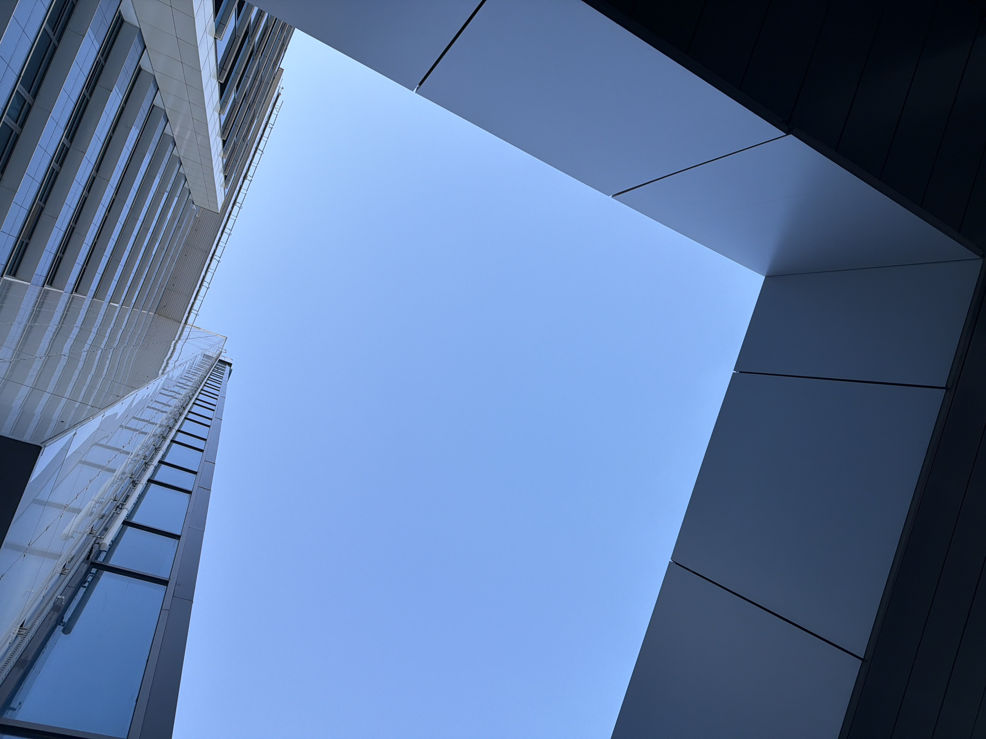Modern architecture documented at Krasnoyarsk commercial district