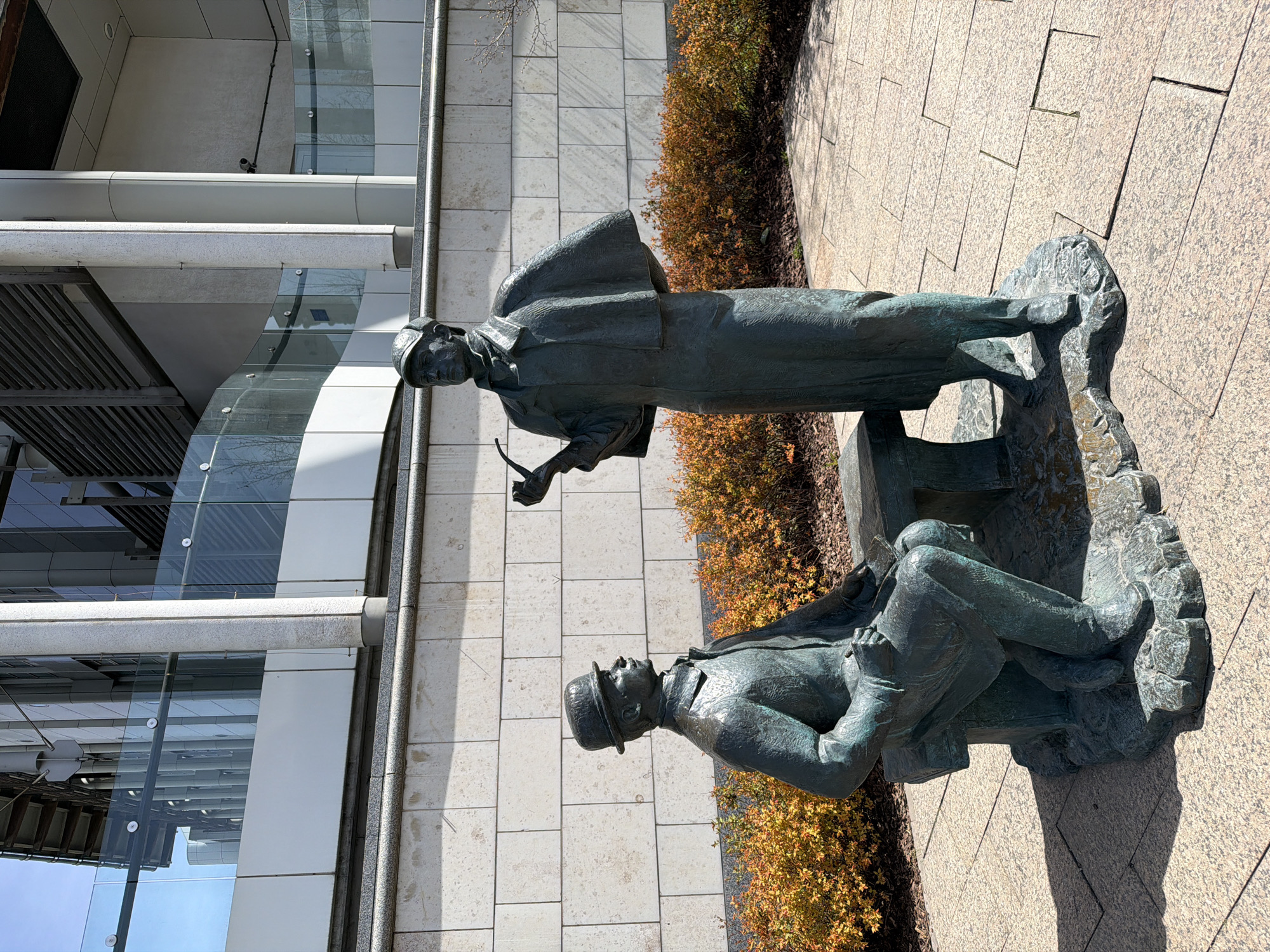 Moscow resident documents breakfast and Holmes statue during morning