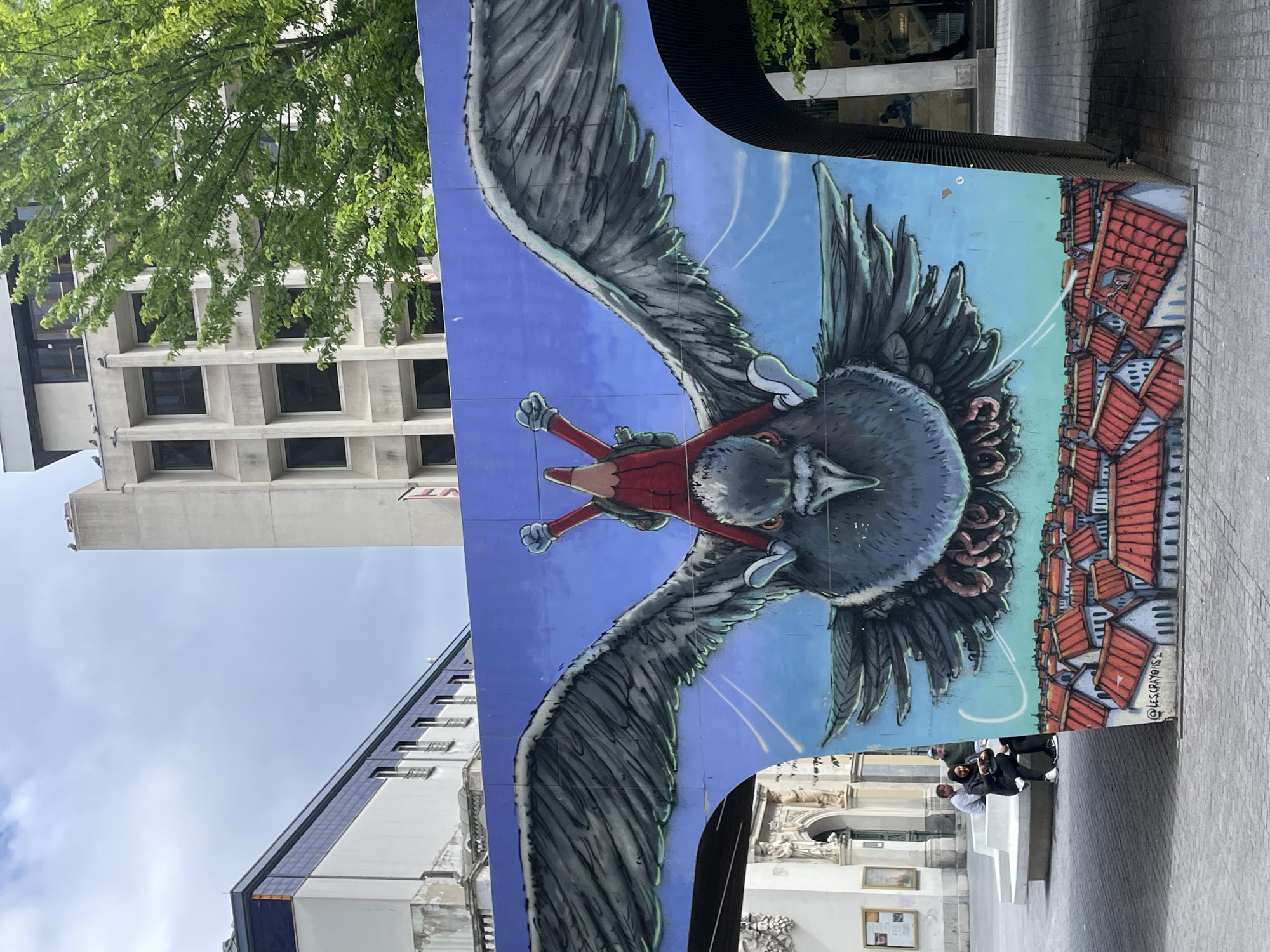 Brussels street scenes and landmarks documented during afternoon walkabout