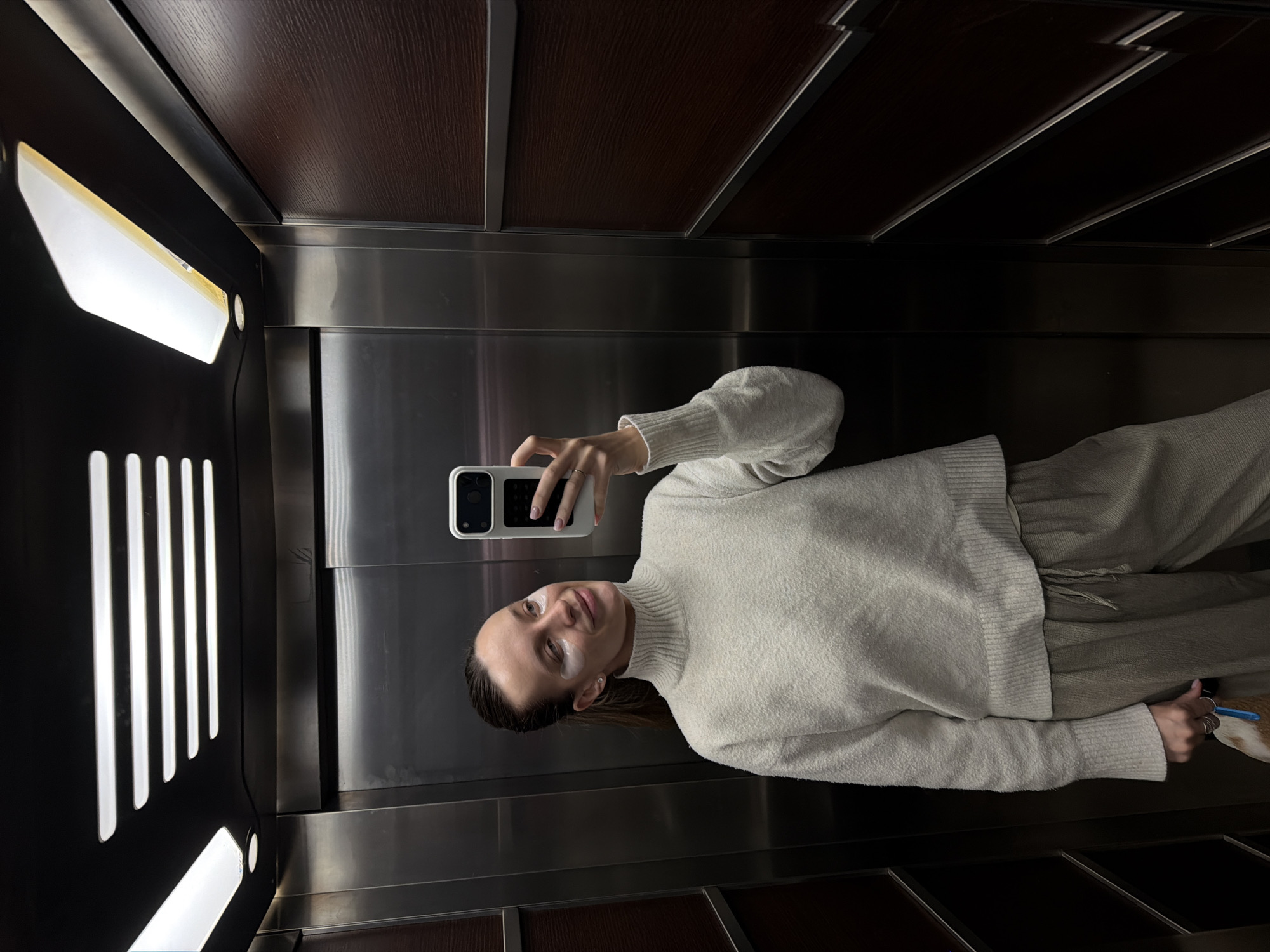 Woman documents morning routine with selfies, dog in Budva