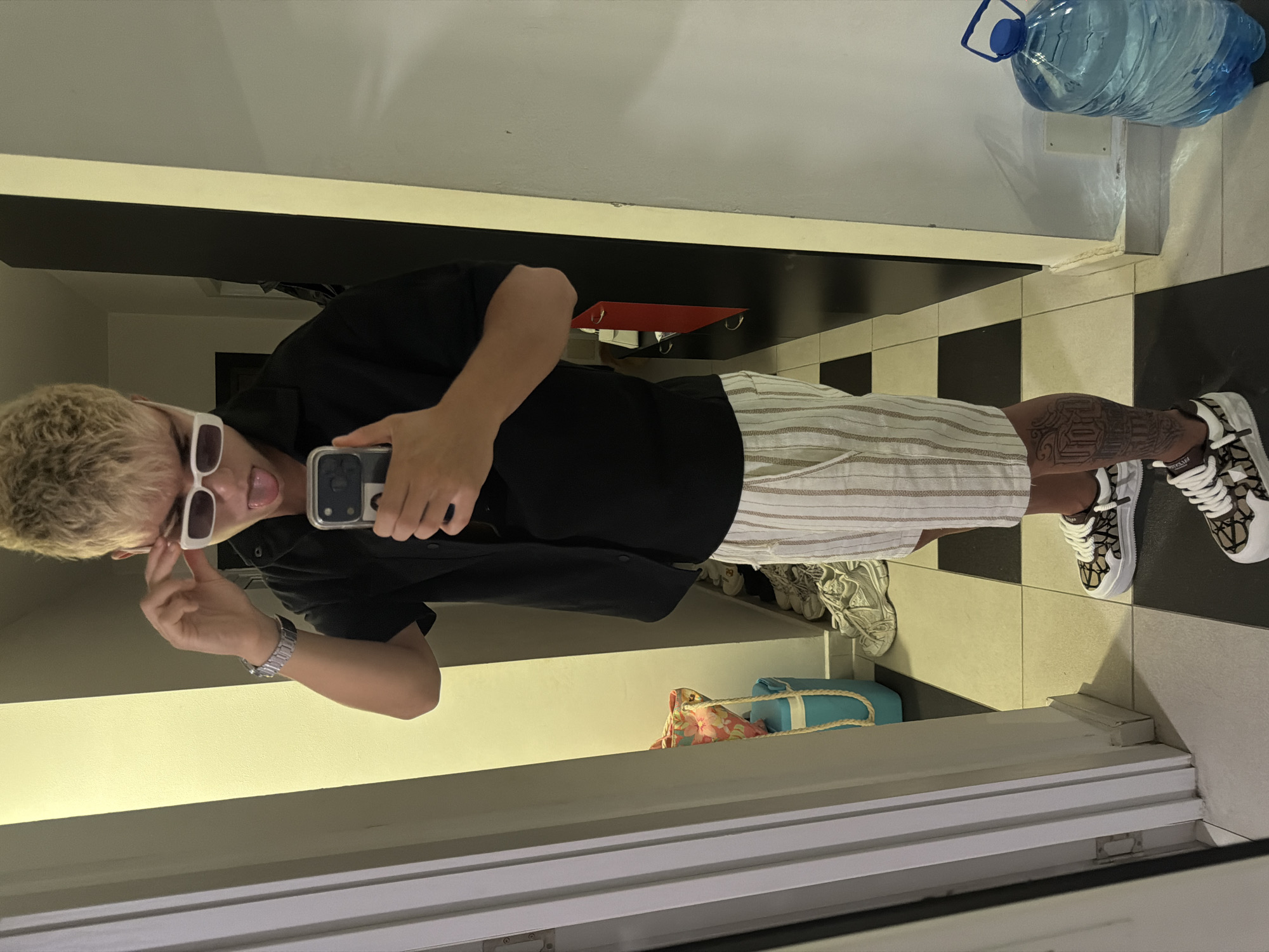 Mirror selfies, tattoo close-ups, and Real Madrid memorabilia