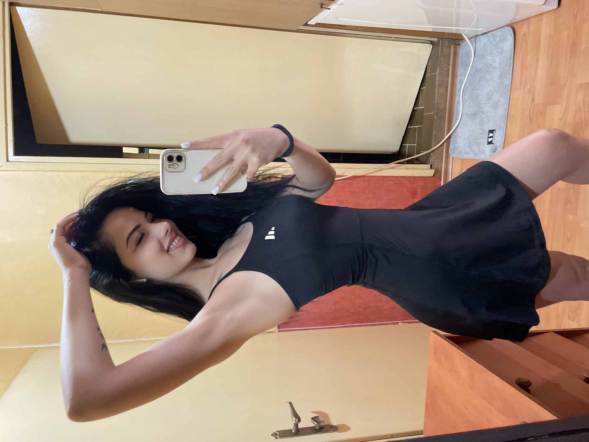Woman documents quiet afternoon moments in Stara Zagora apartment