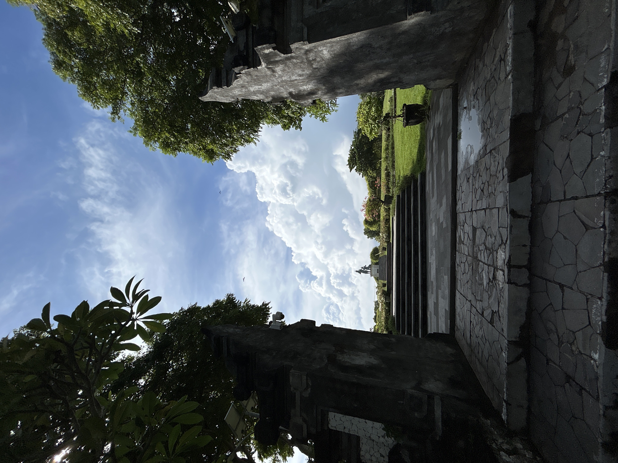 Tourist captures sunny morning scenes across Kuta Selatan temples and beaches