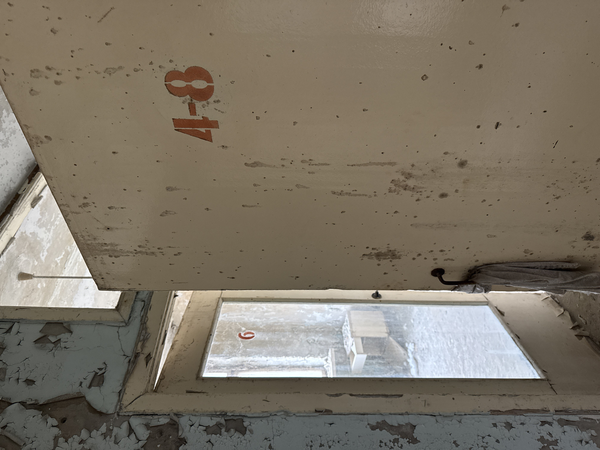 Witness documents ongoing decay in abandoned Prypiat buildings