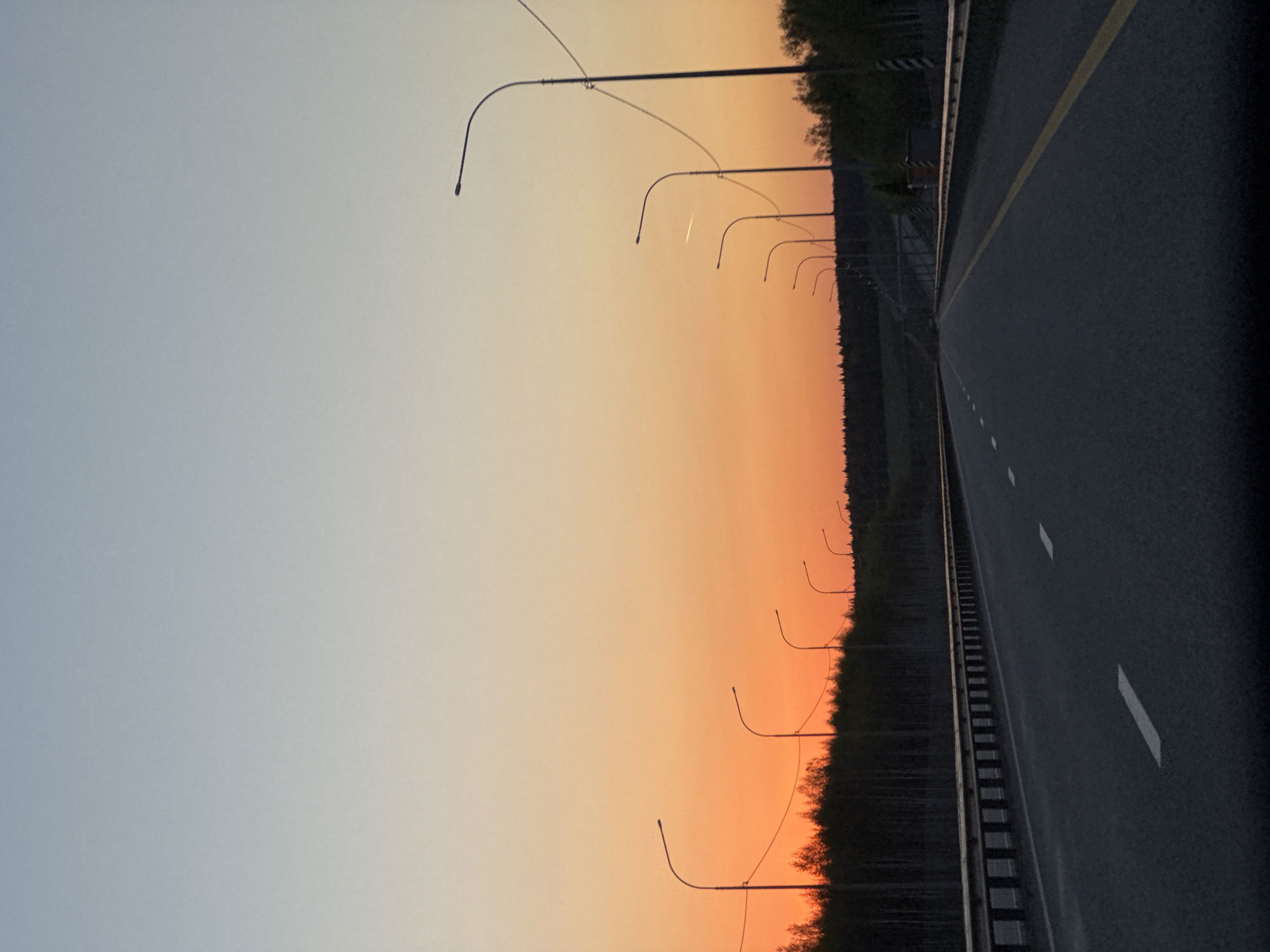 Sunset road scene documented in Емаш-Павлово, Russia