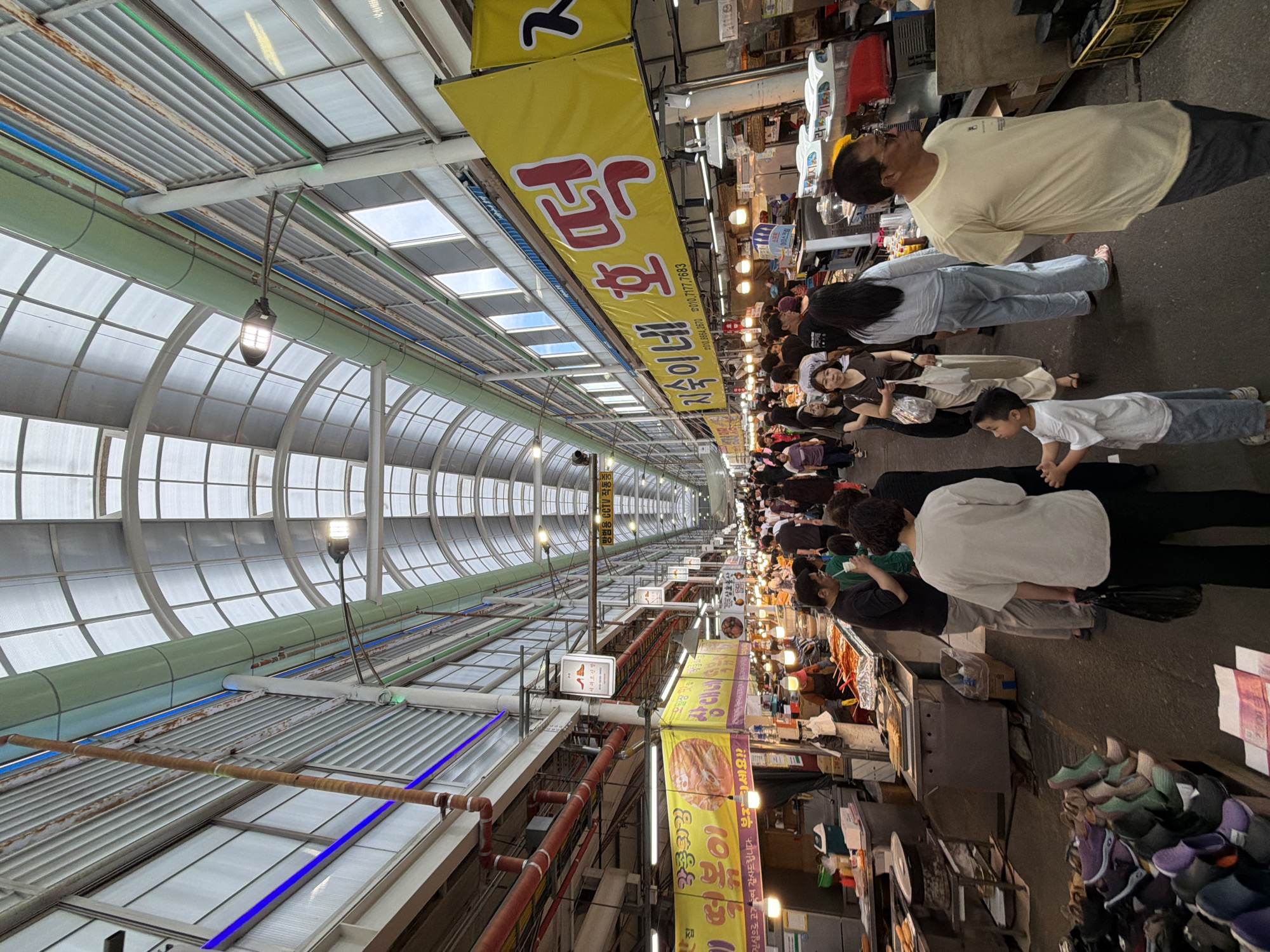 Dongmun Traditional Market in Jeju, fully alive on a busy morning