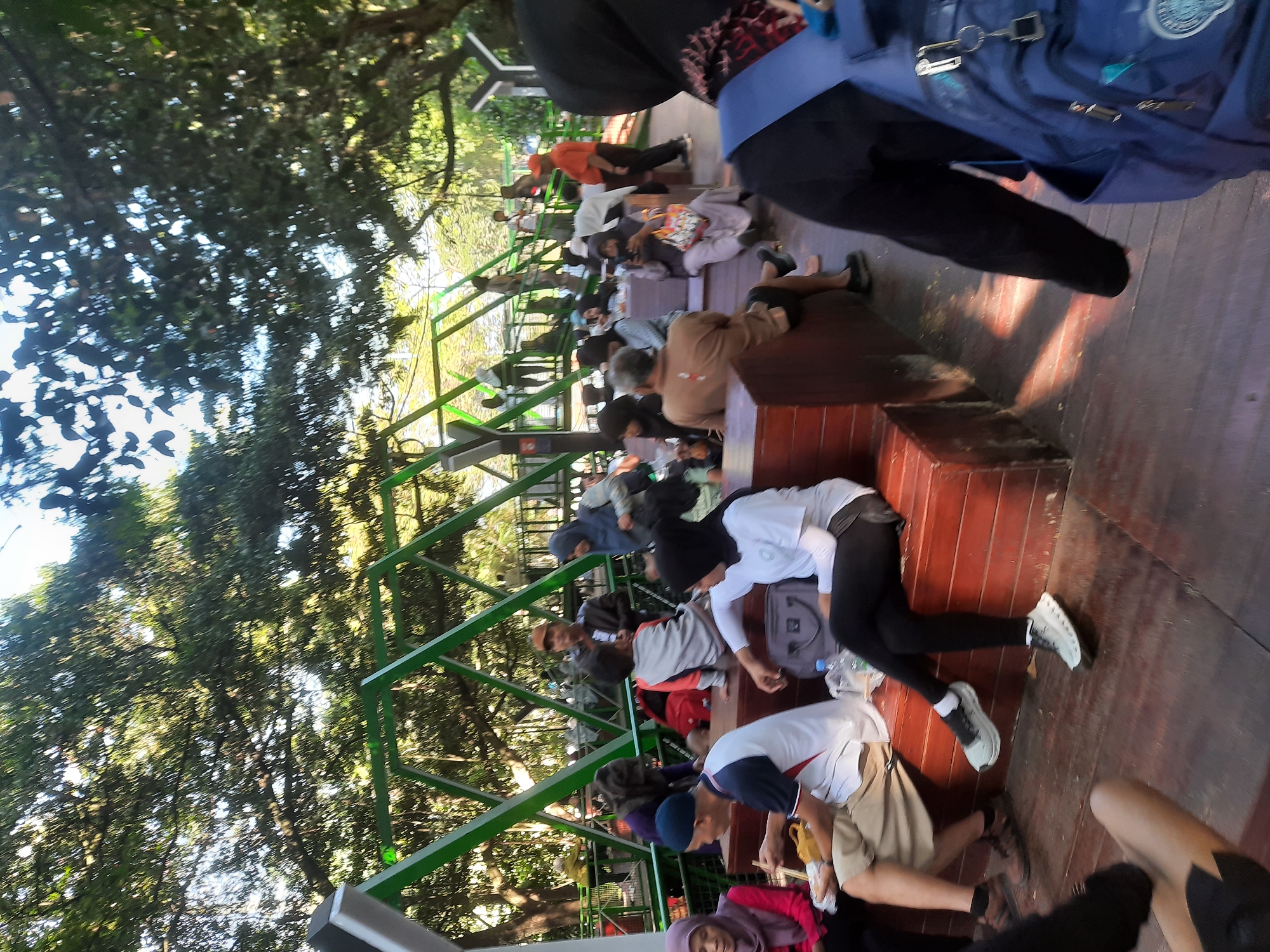 Sunday morning at Bandung's Babakan Siliwangi urban forest park