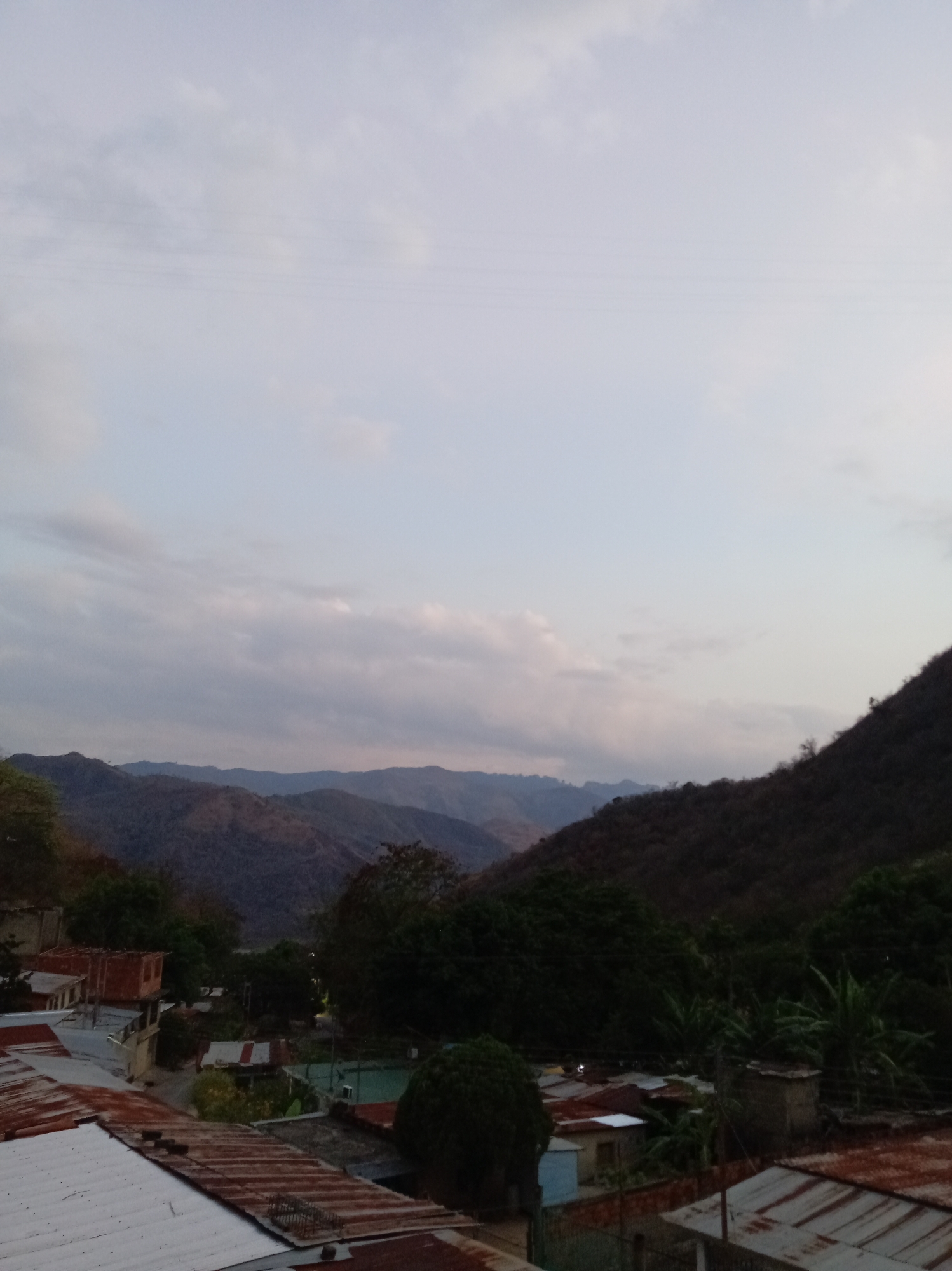 Evening views captured of Las Tejerías rooftops and mountains