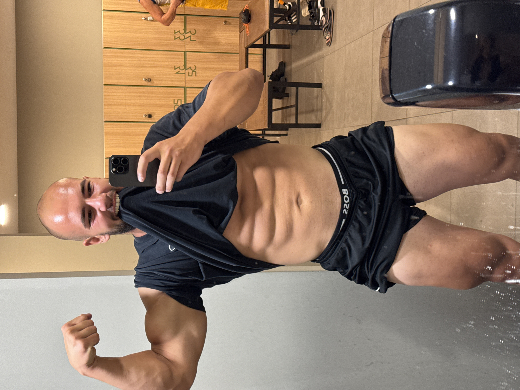 Post-workout mirror selfie in a Sofia gym locker room