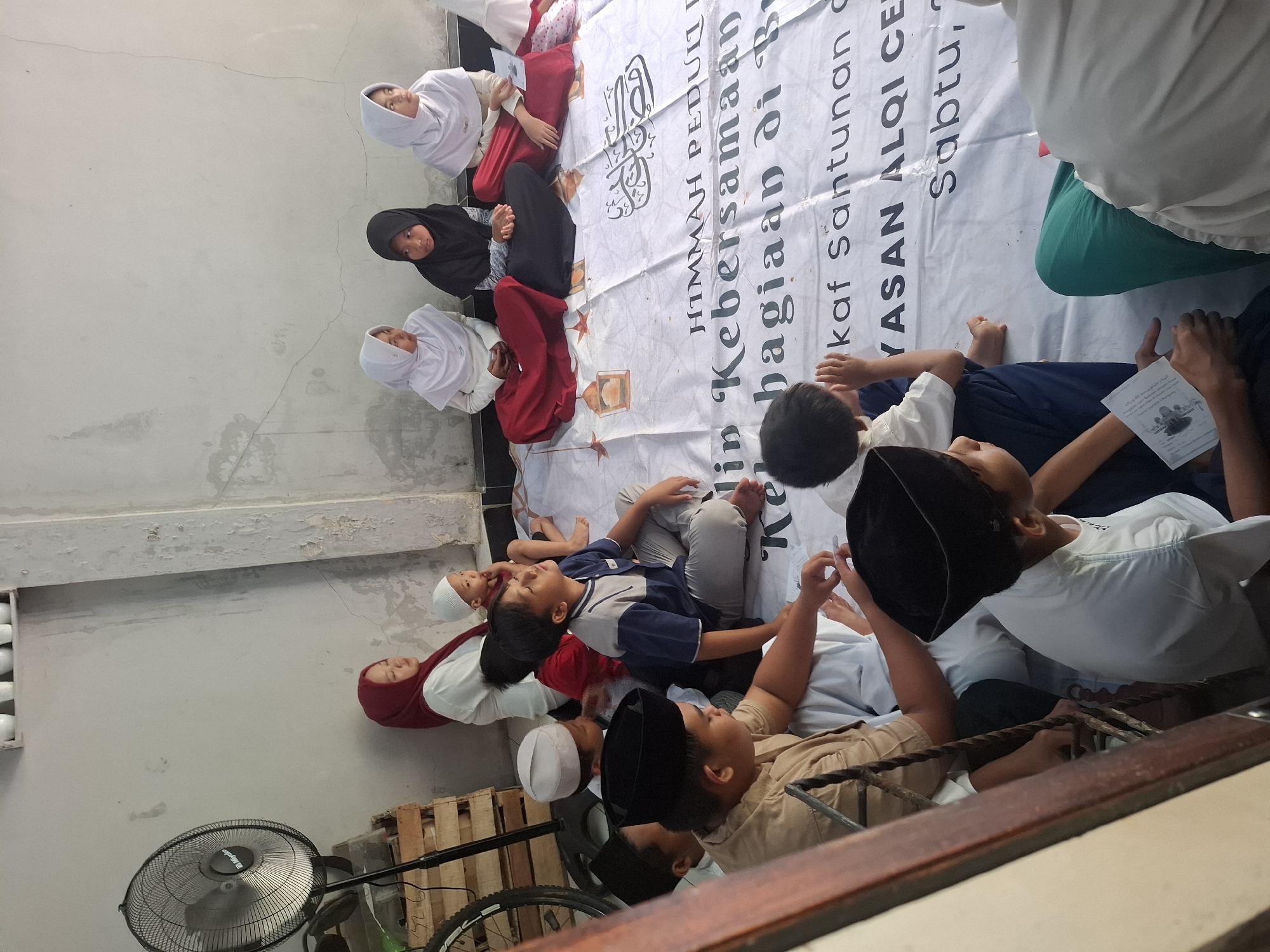 HUT RI street games and celebrations in Babakan Madang