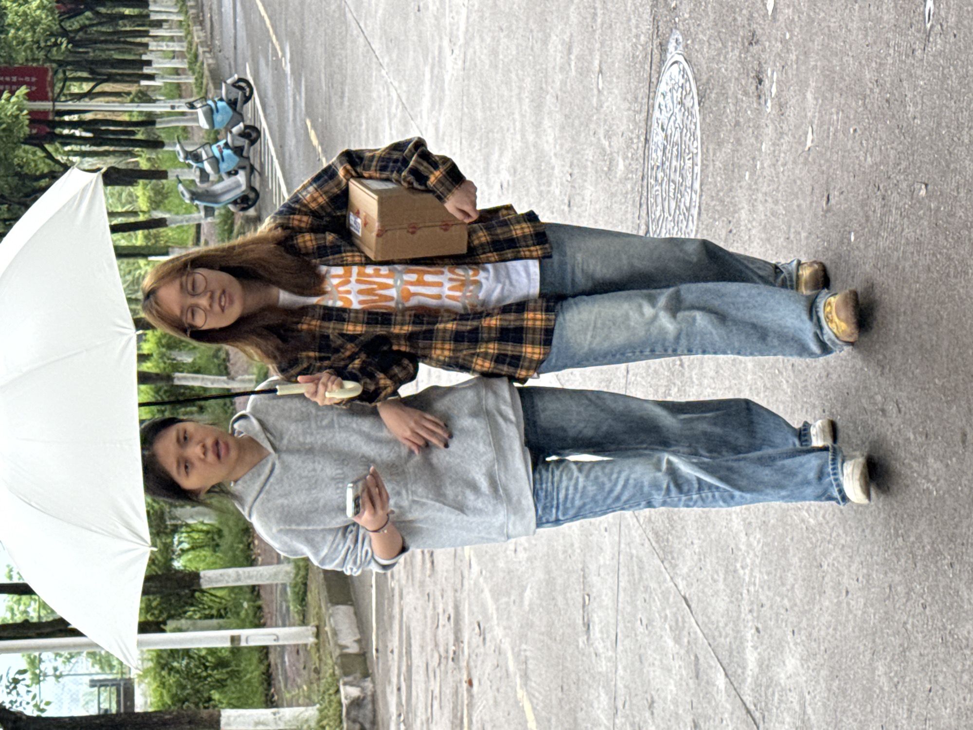 Early morning package distribution observed in Jiangjin, China