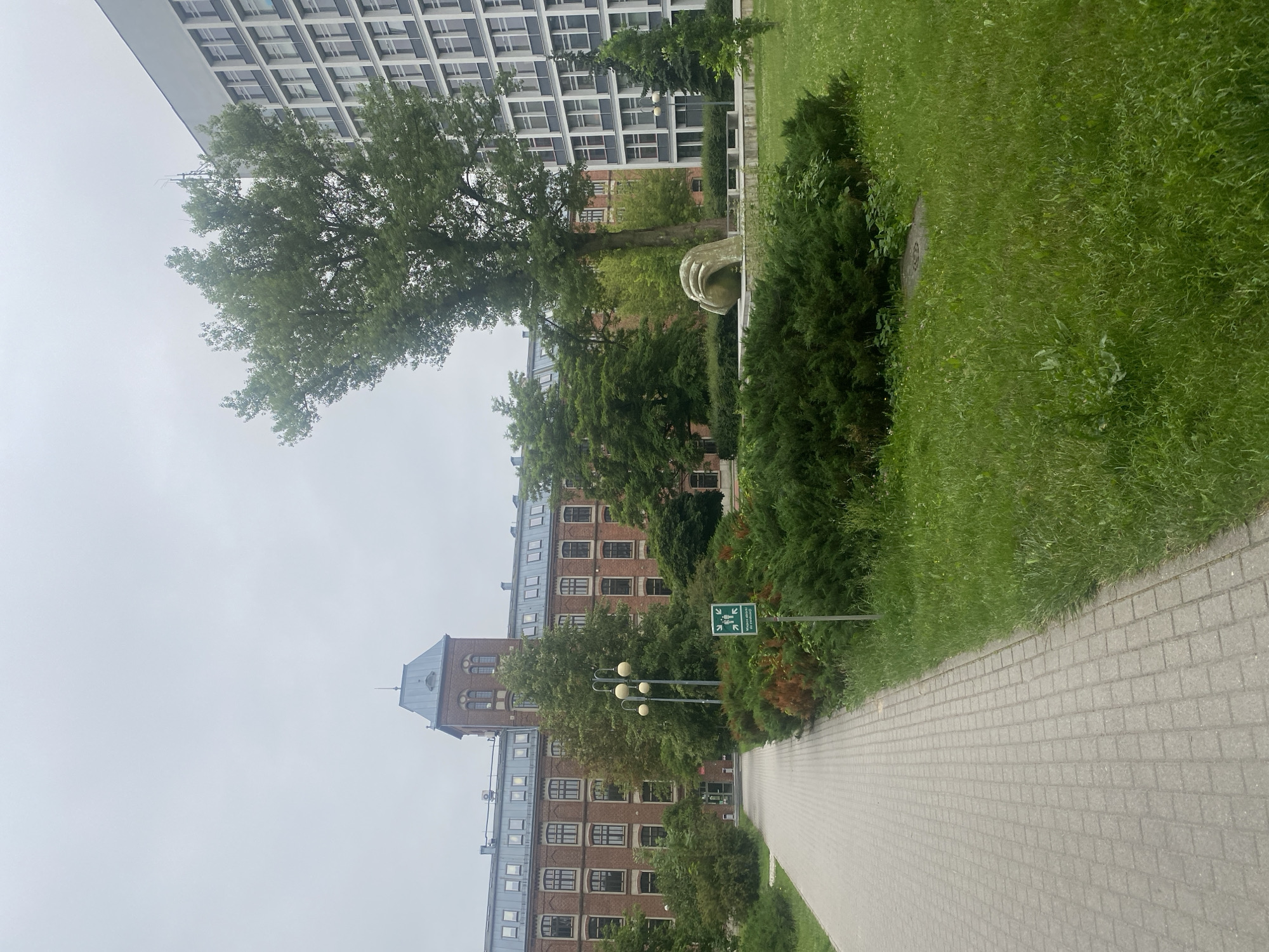 Łódź park and plaza scenes on a quiet overcast morning