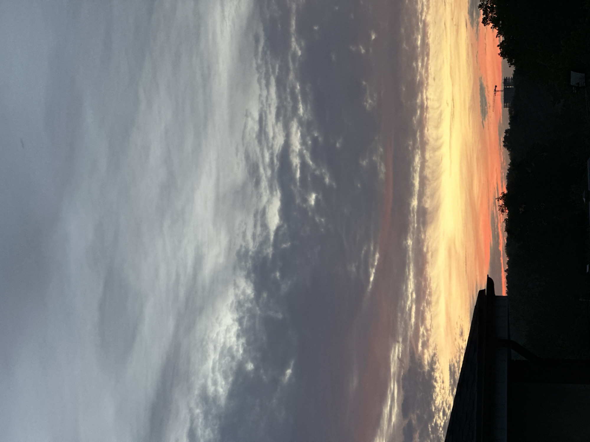 Dramatic sunset documented over Nizhny Novgorod construction skyline