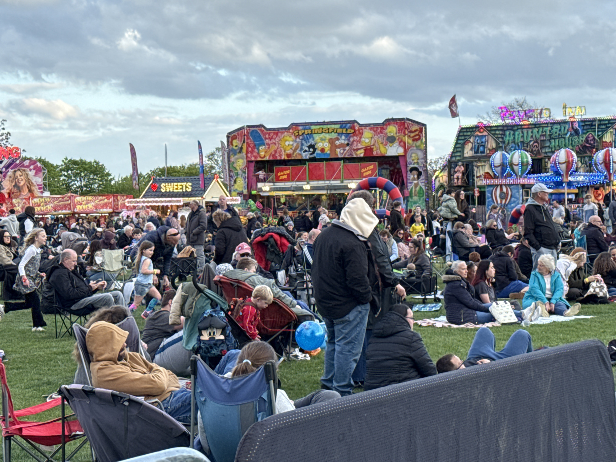 Outdoor music festival draws crowds to South Norfolk field