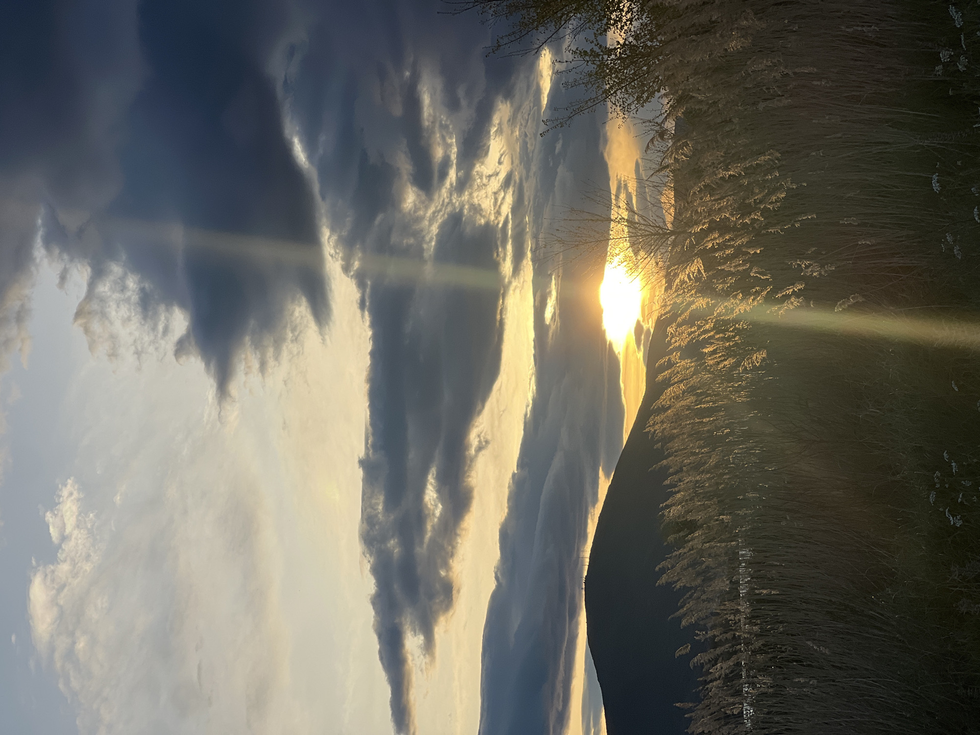 Two aircraft observed in sequence over Montenegro skies