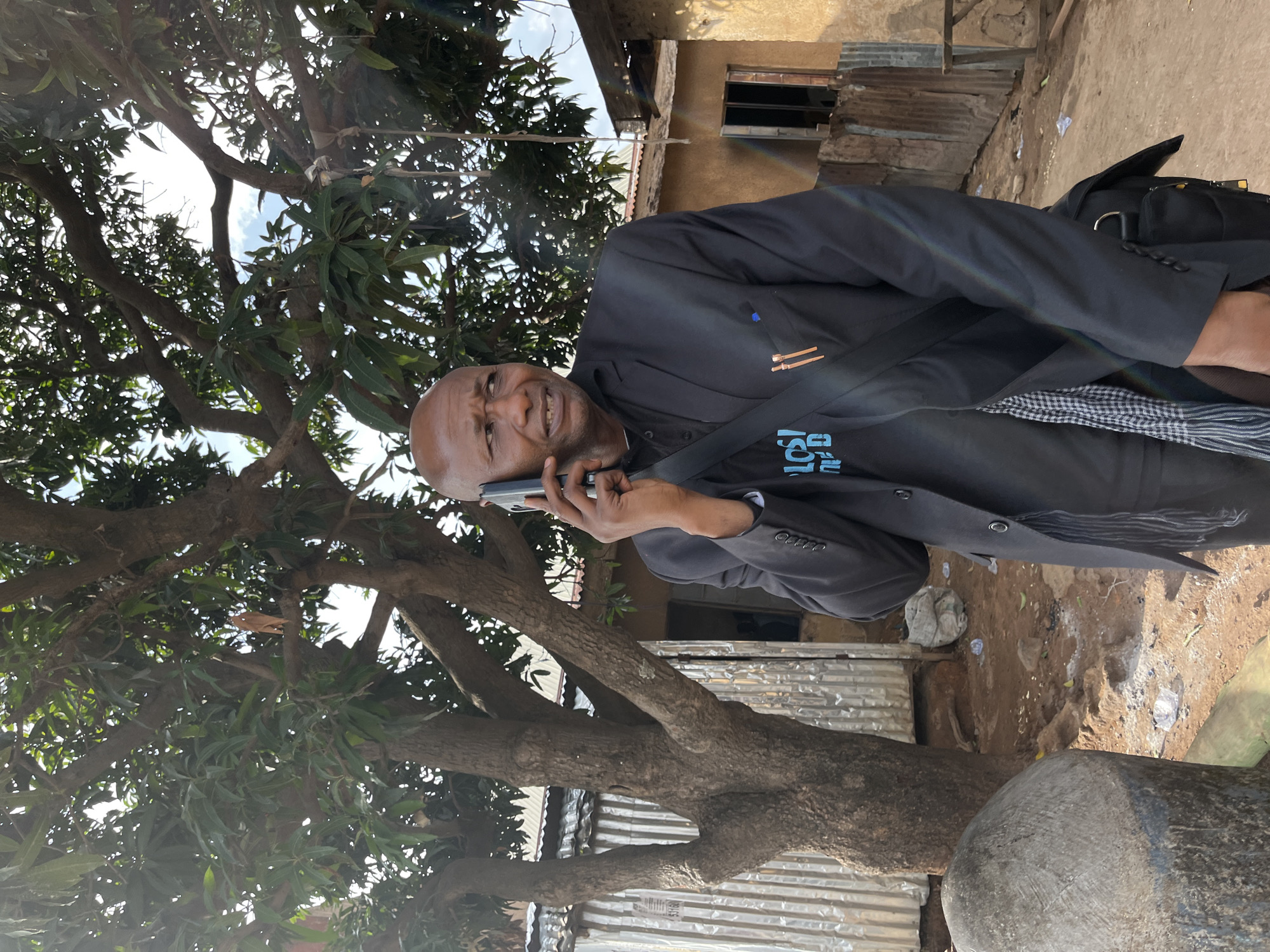 Street scene captures phone call, pedestrians in Jos