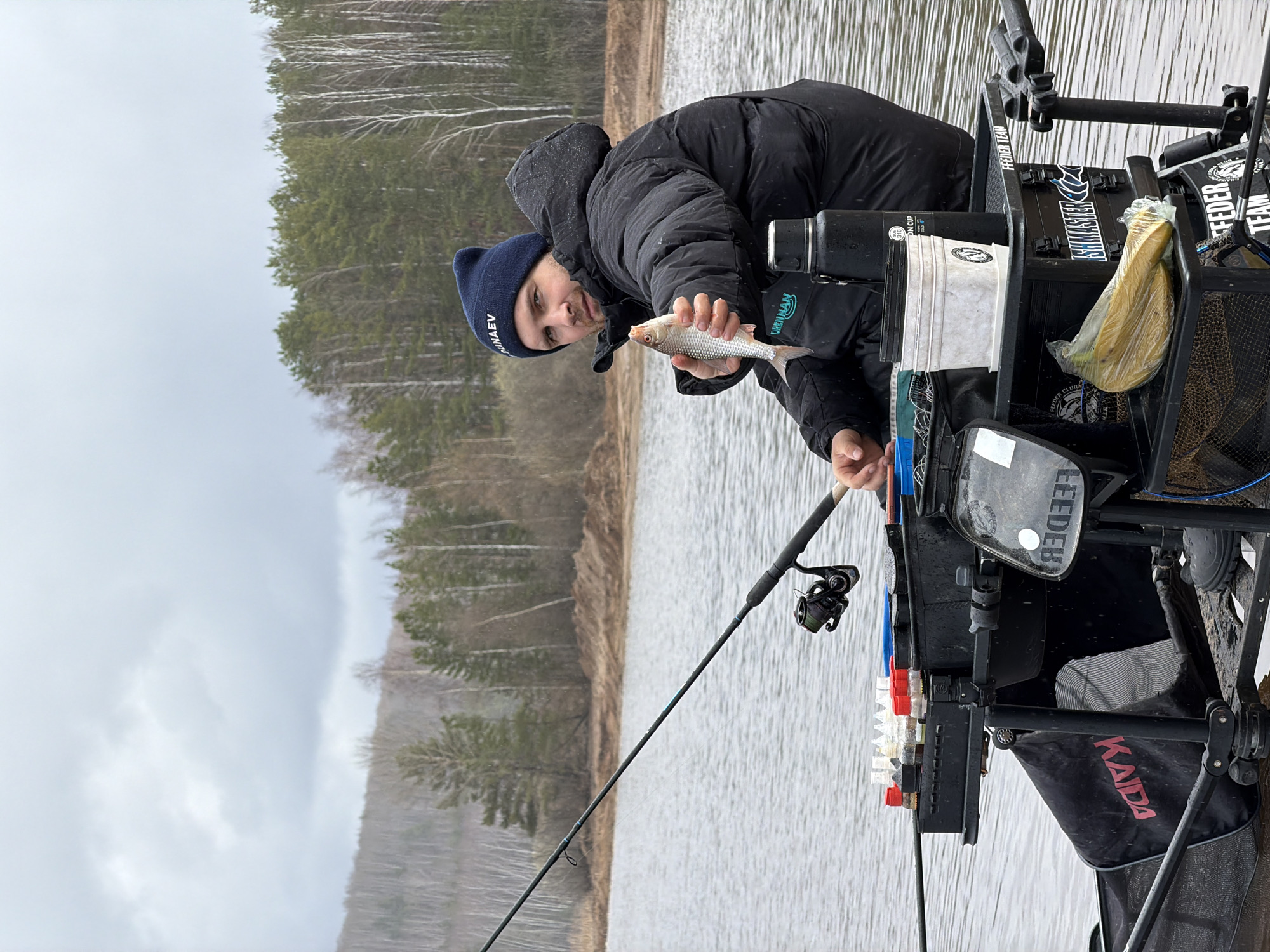 Solo angler documents successful fishing session in Chaykovsky, Russia