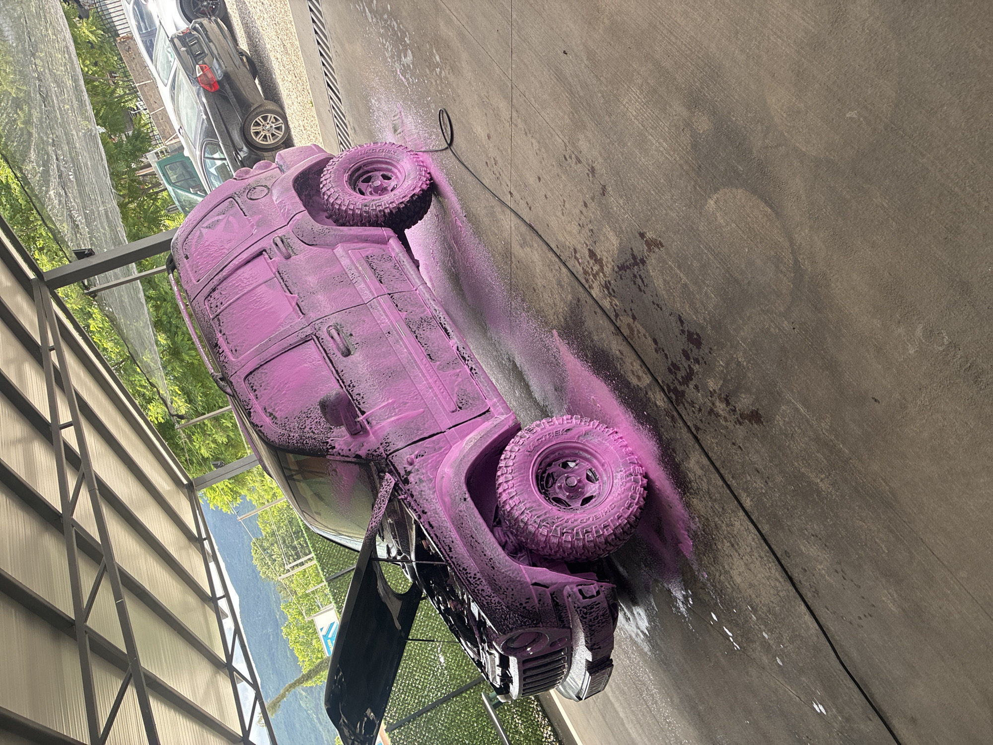 Vehicle maintenance and residential scenes documented over morning hours