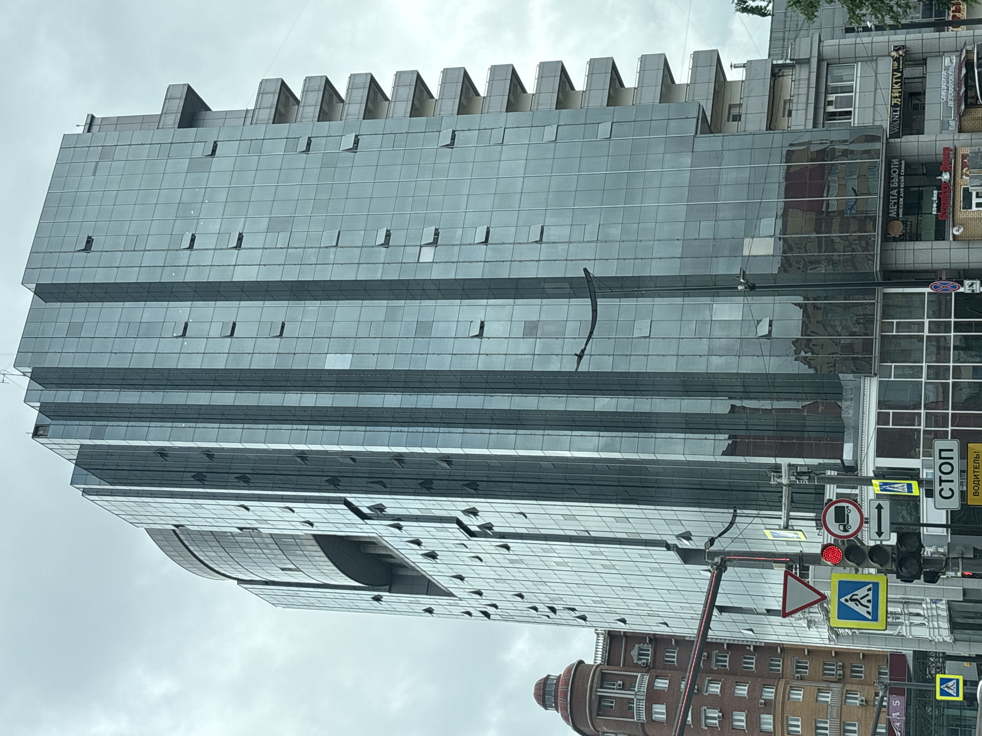 Construction equipment and city architecture spotted in Blagoveshchensk