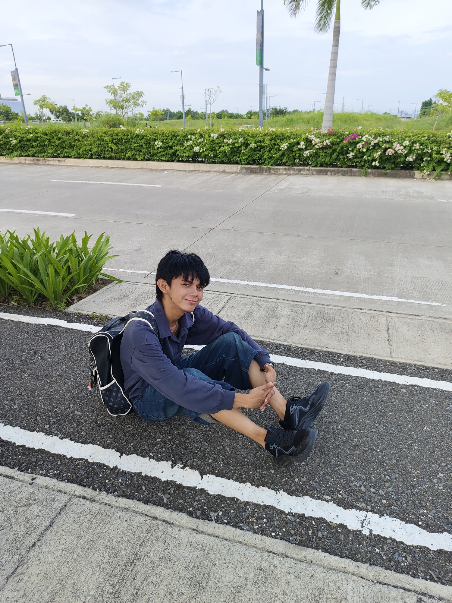Morning scenes along Davao City streets and public spaces
