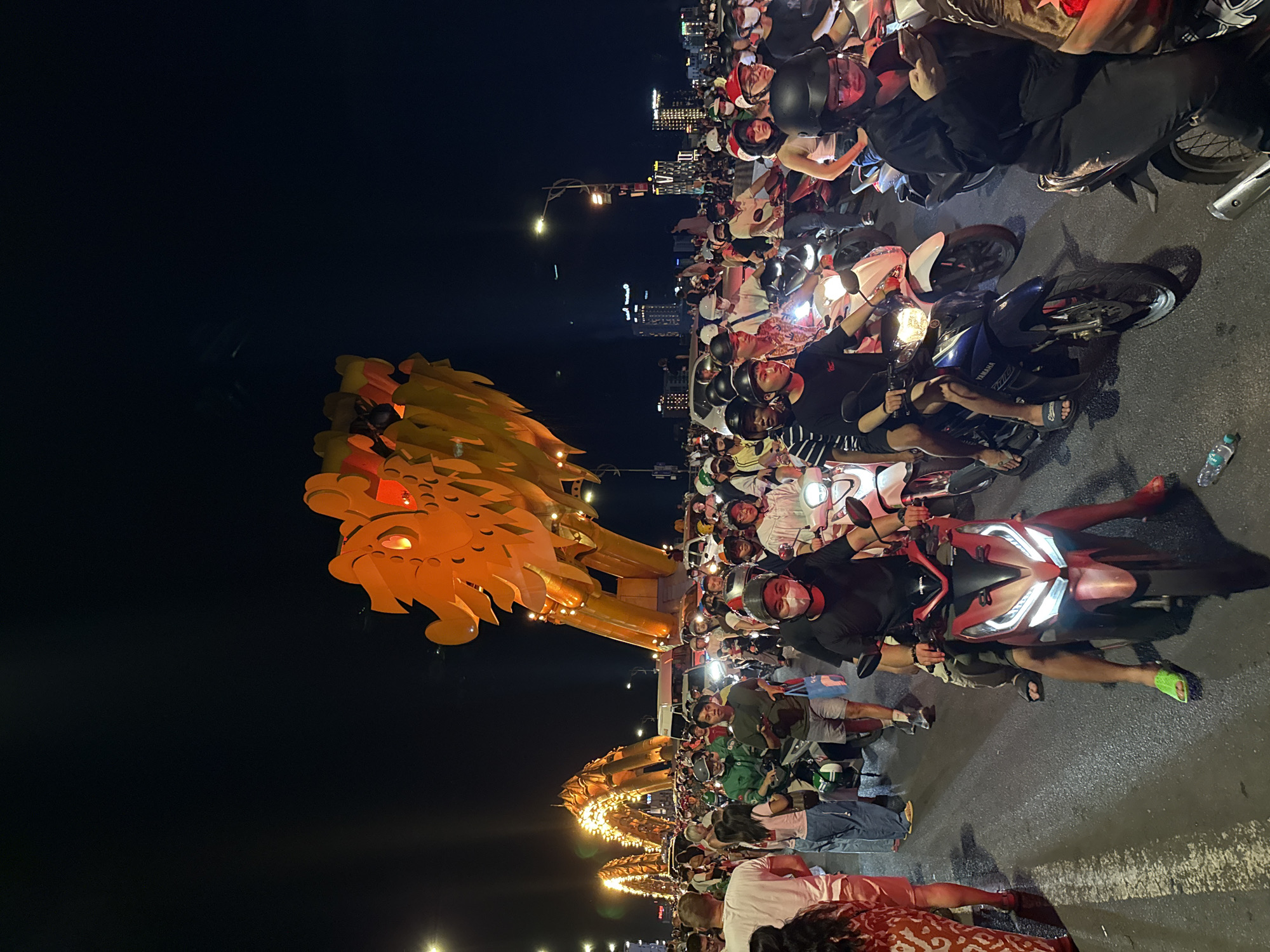 Crowds Gather for Dragon Bridge Fire Show in Da Nang