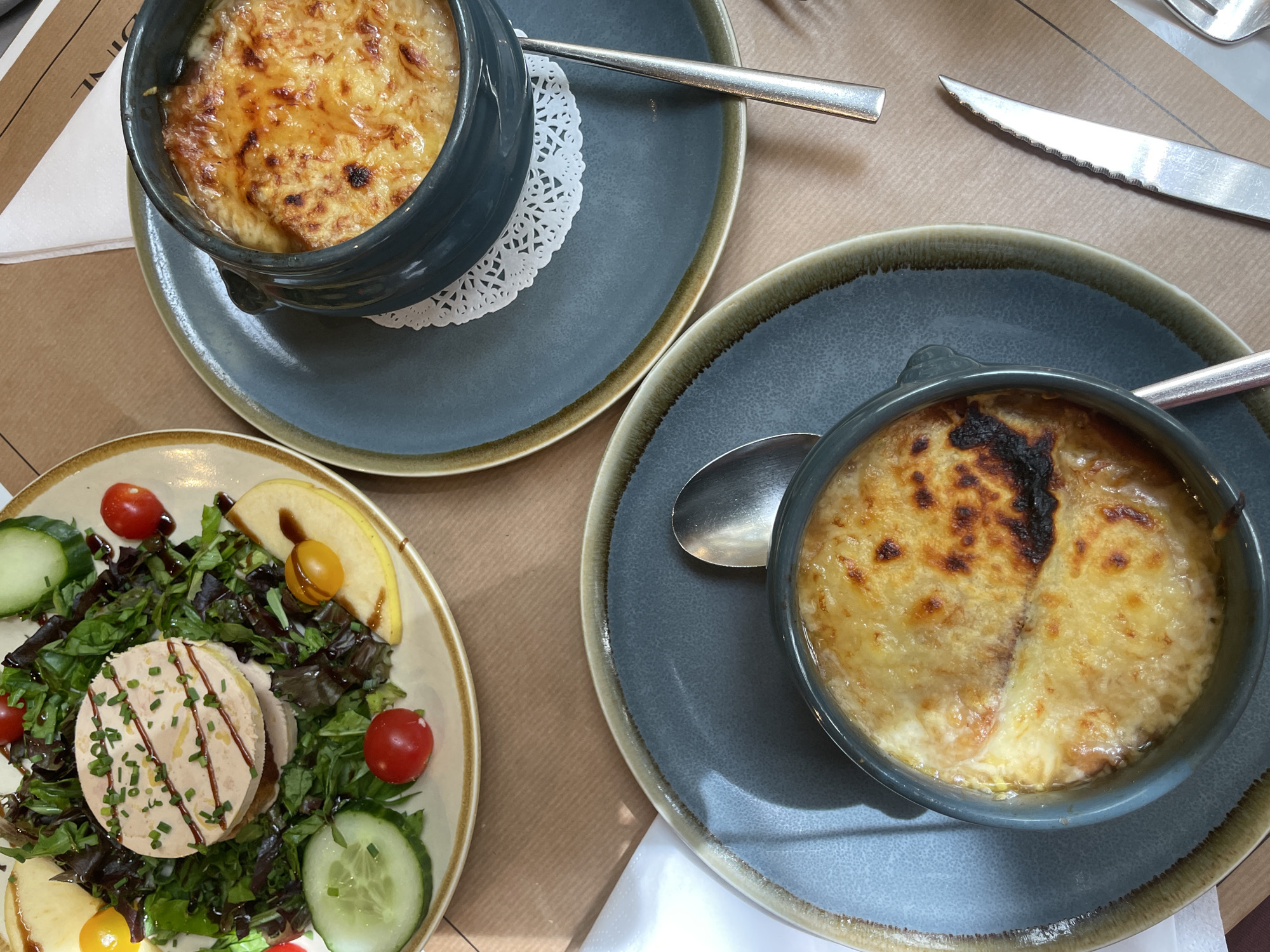 Afternoon stroll through Paris streets and dining captured