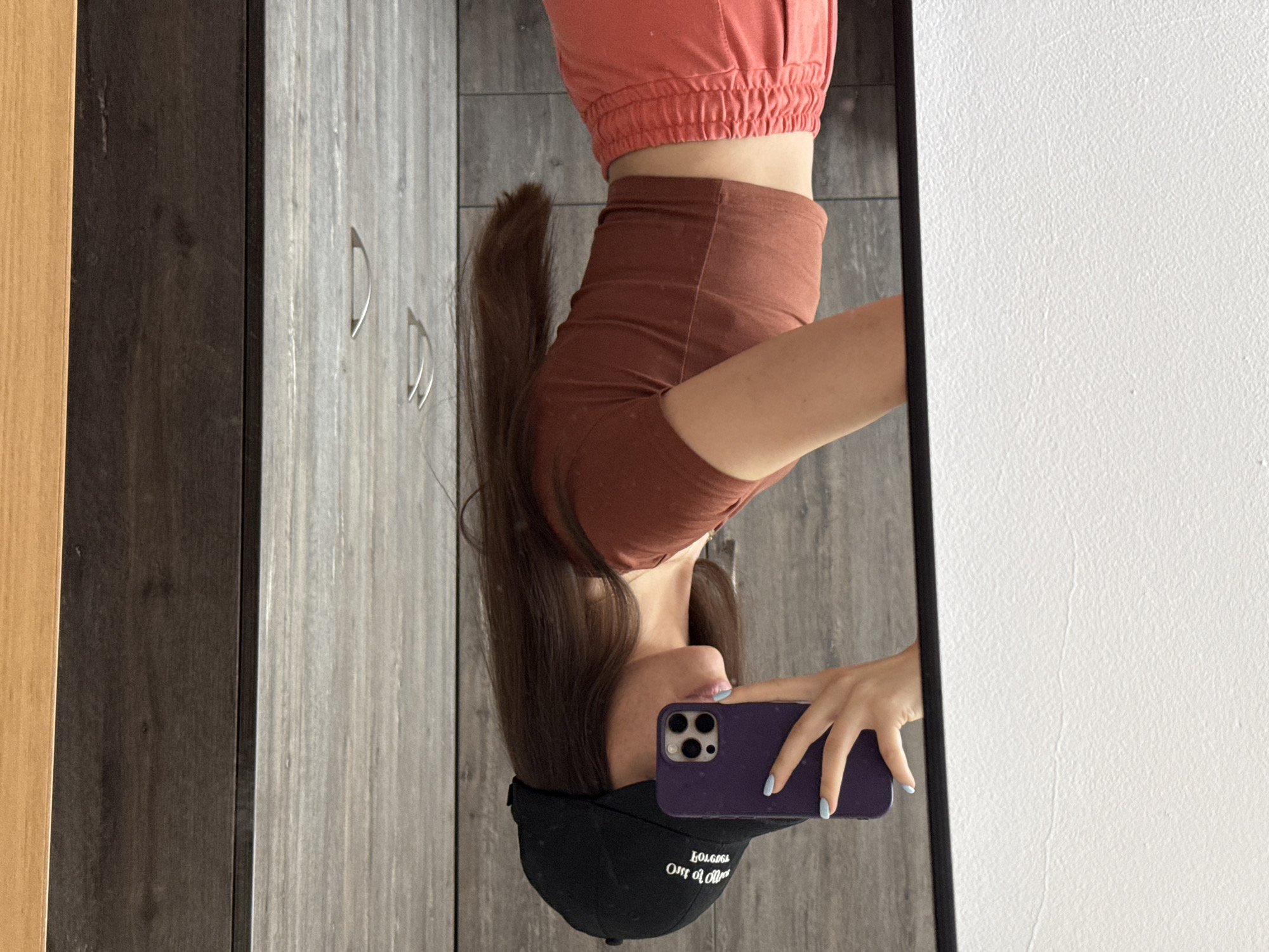 Woman documents morning routine with selfies in Plovdiv