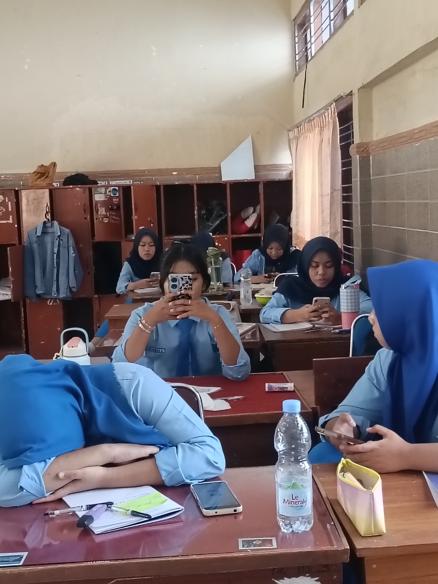 School day in session at a Kediri City classroom