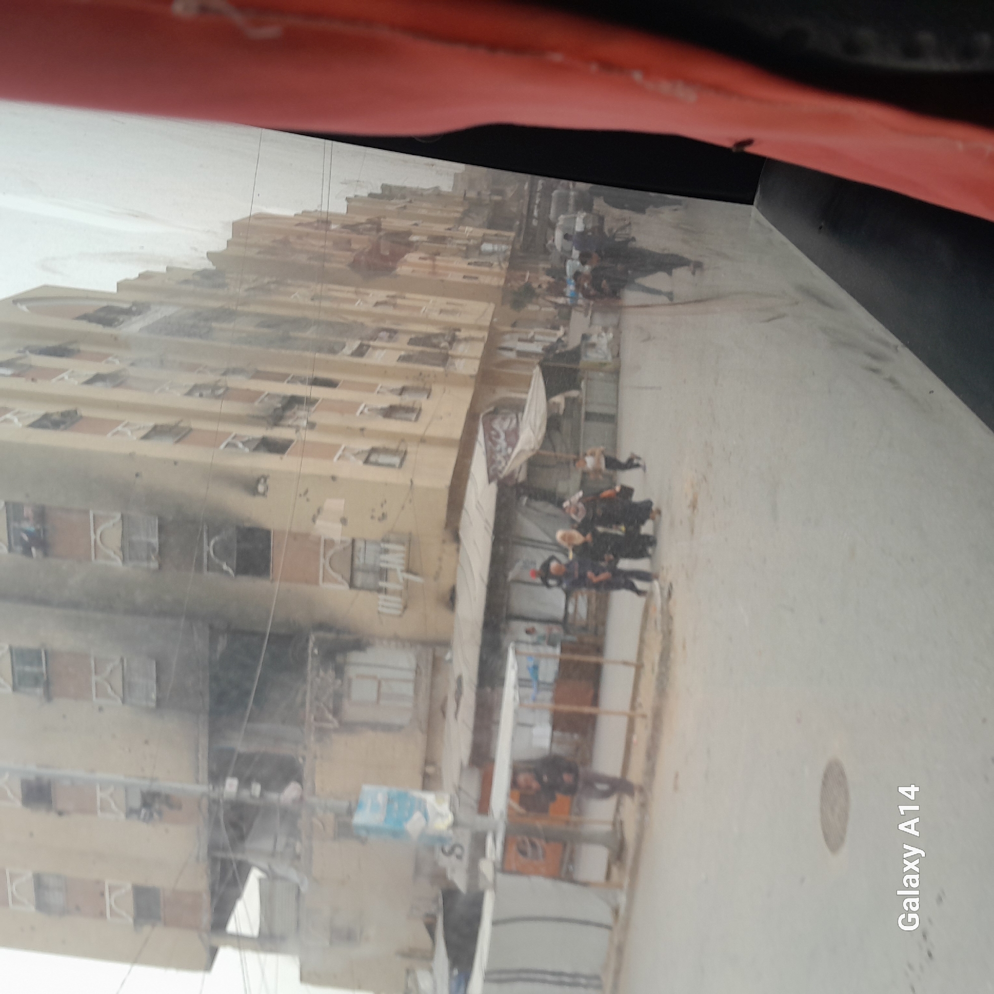 War damage documented at Khan Yunis apartment complex