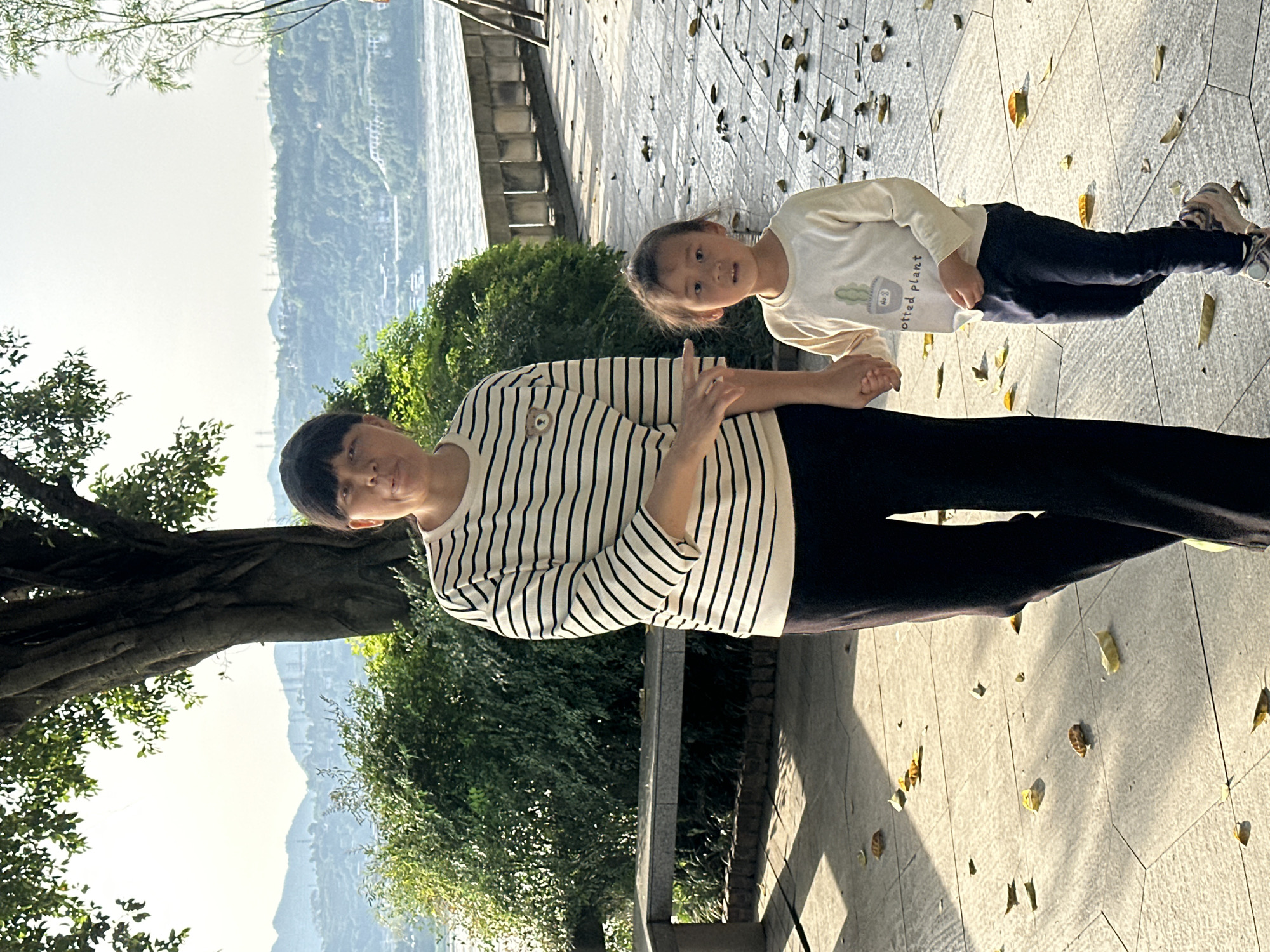 Morning life documented along Jiangjin riverside walkways