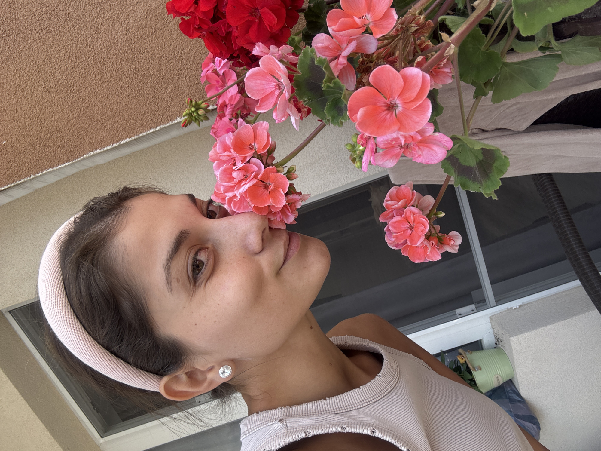 Burgas resident captures spring flowers and city buses
