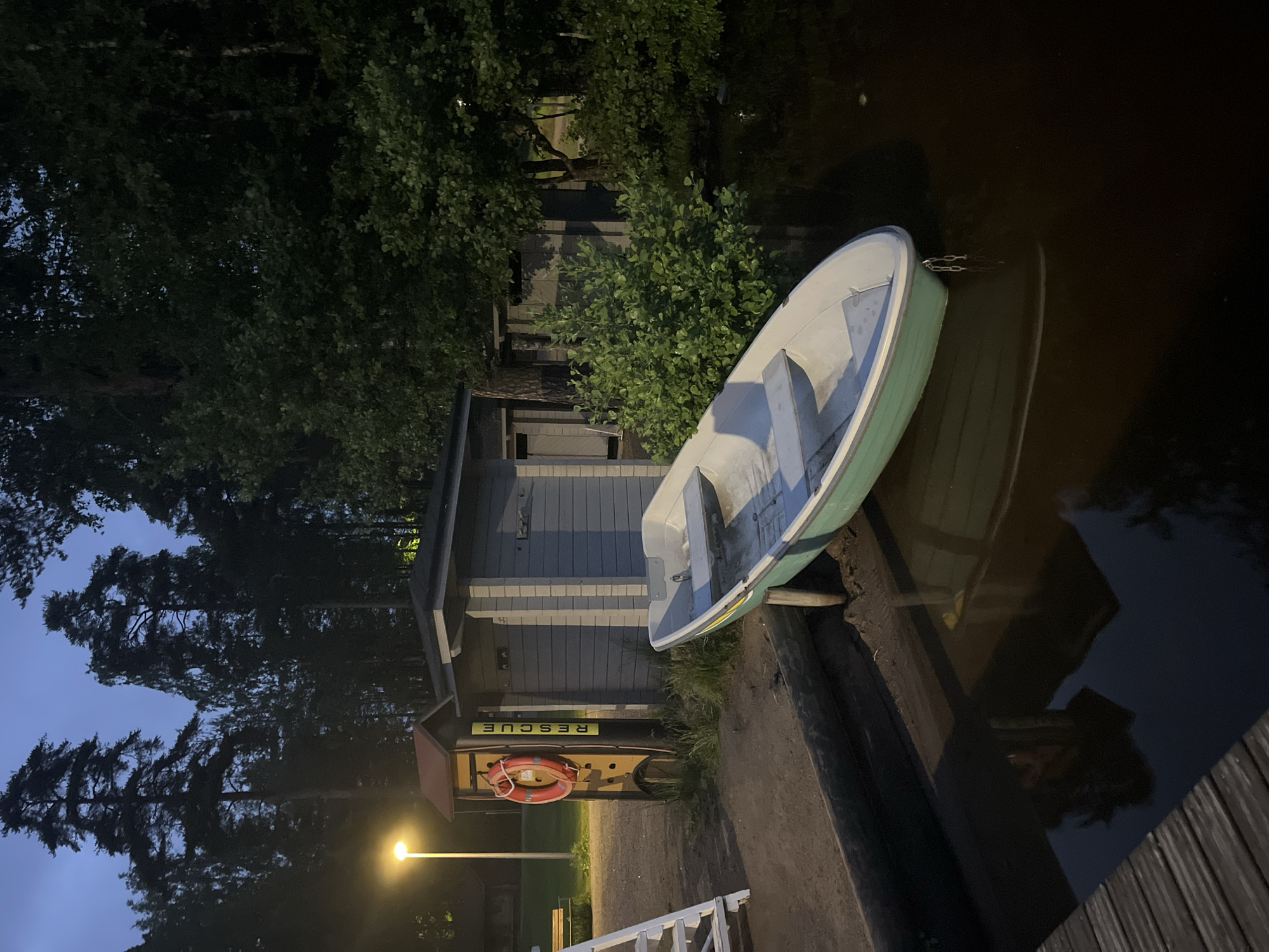 Evening lakefront scenes documented in Vantaa, Finland