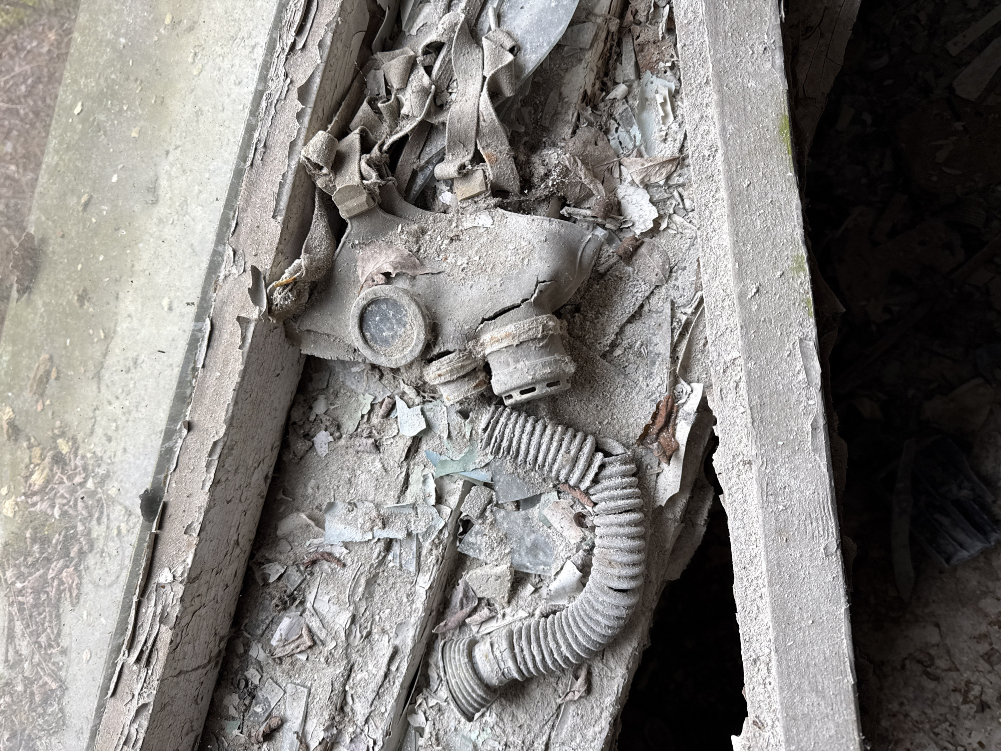 Decay documented in abandoned Prypiat structures