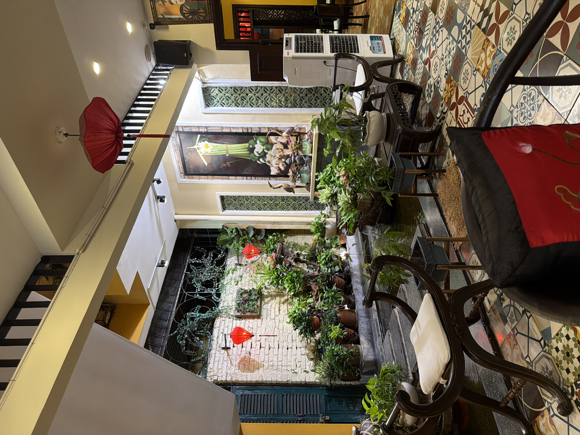 Browsing cafes, koi ponds, and shops in Nha Trang