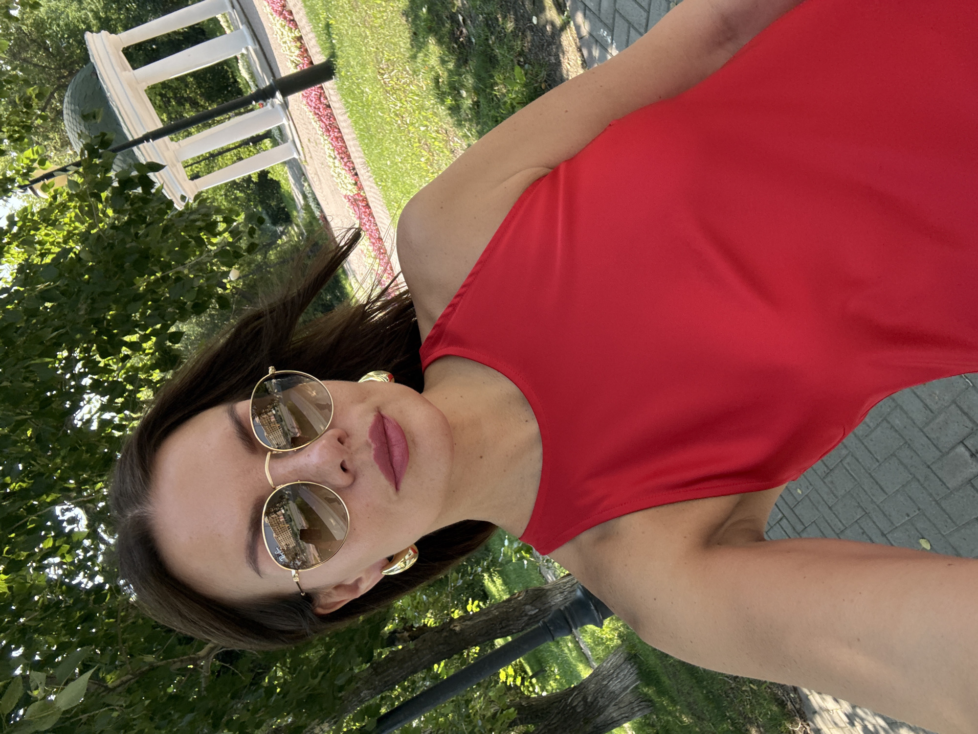 Selfie moment at a Tyumen park gazebo