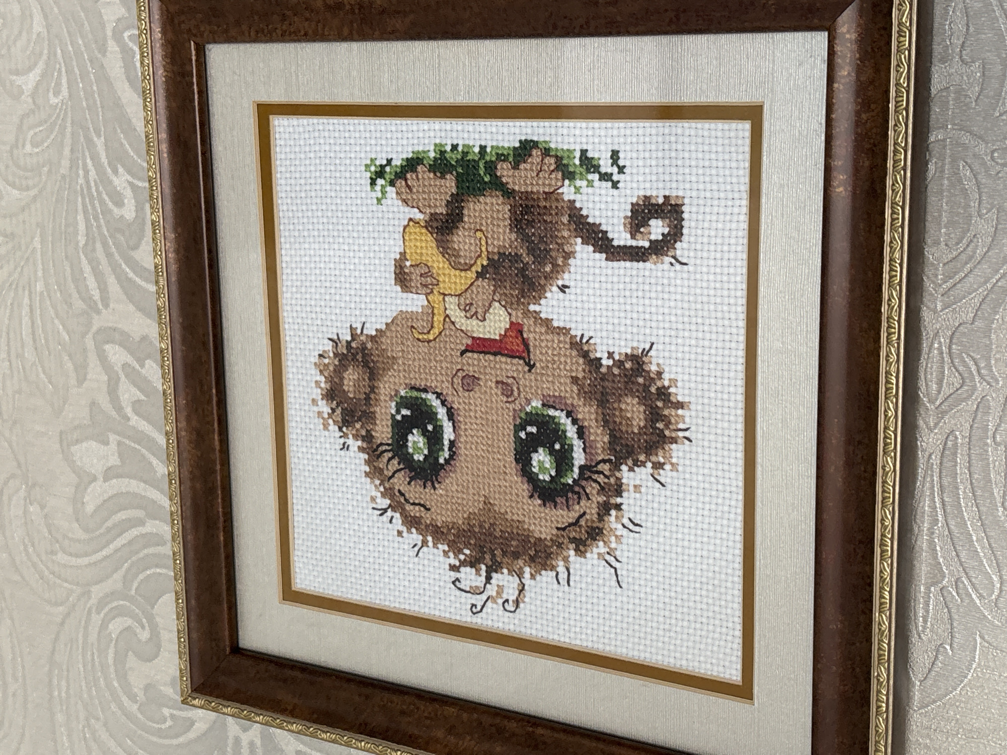 Handmade folk art and hobby pieces on display in Pavlodar