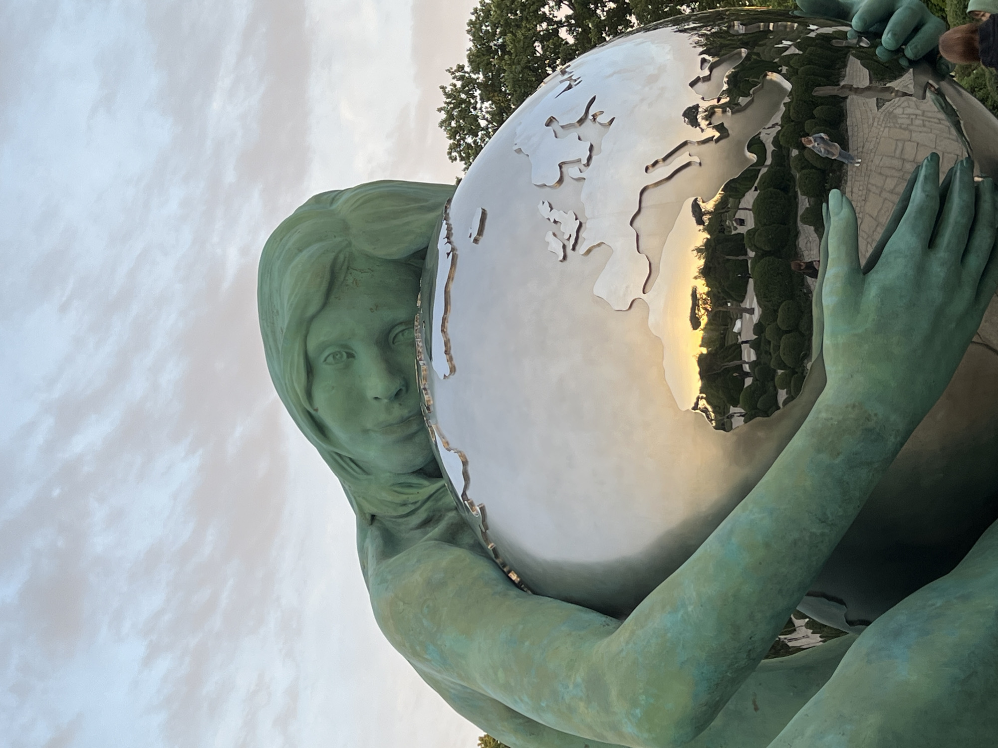 Bronze Mother Earth statue documented in Krasnodar park